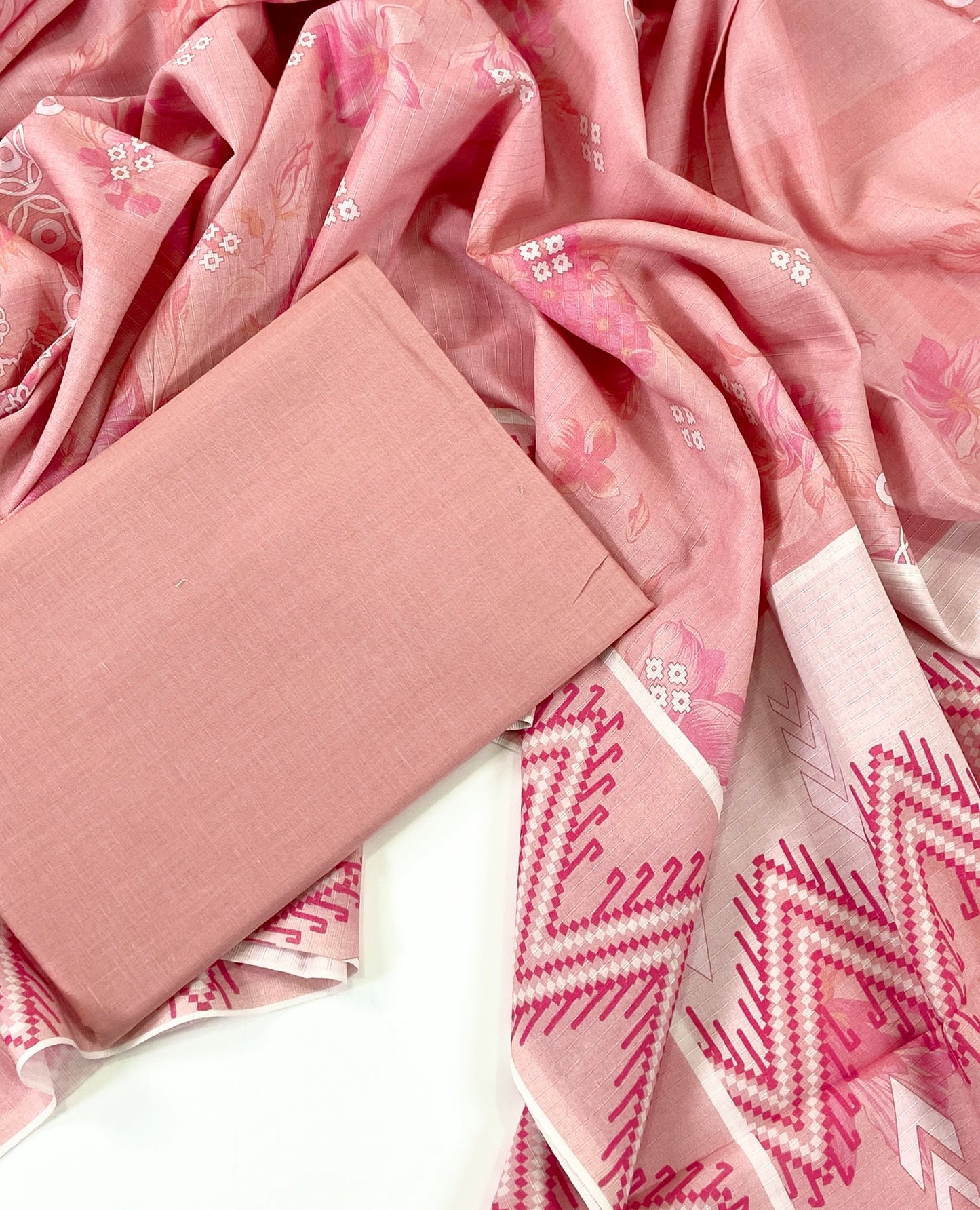 Anaya Noor Bana Dora Lawn 2PC