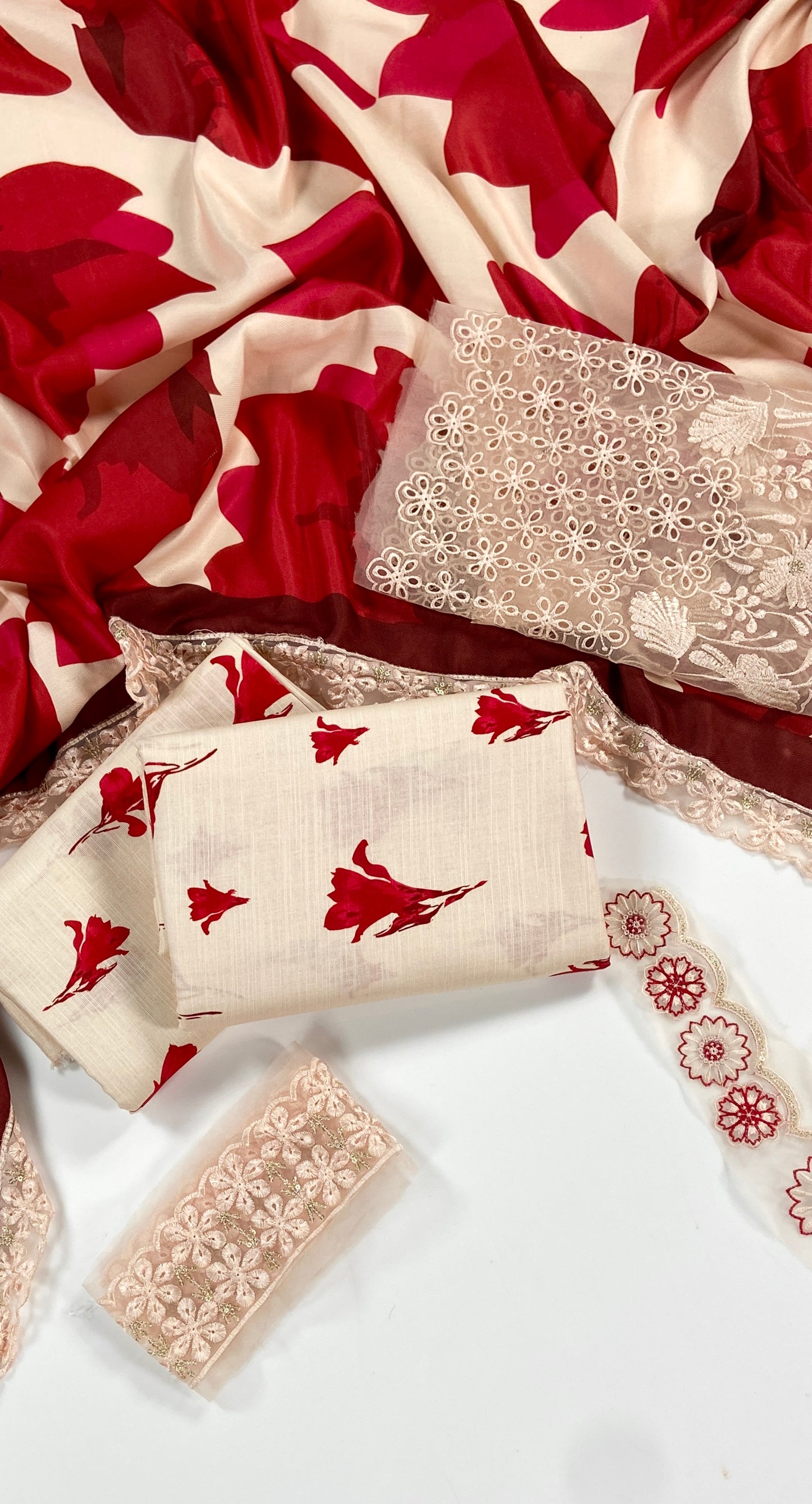 Iznik Printed Slub Khaddar With Emb Patches 3PC