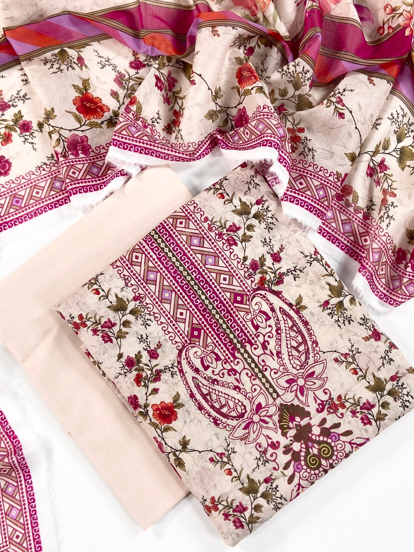 Mashaim Digital Printed Lawn 3PC