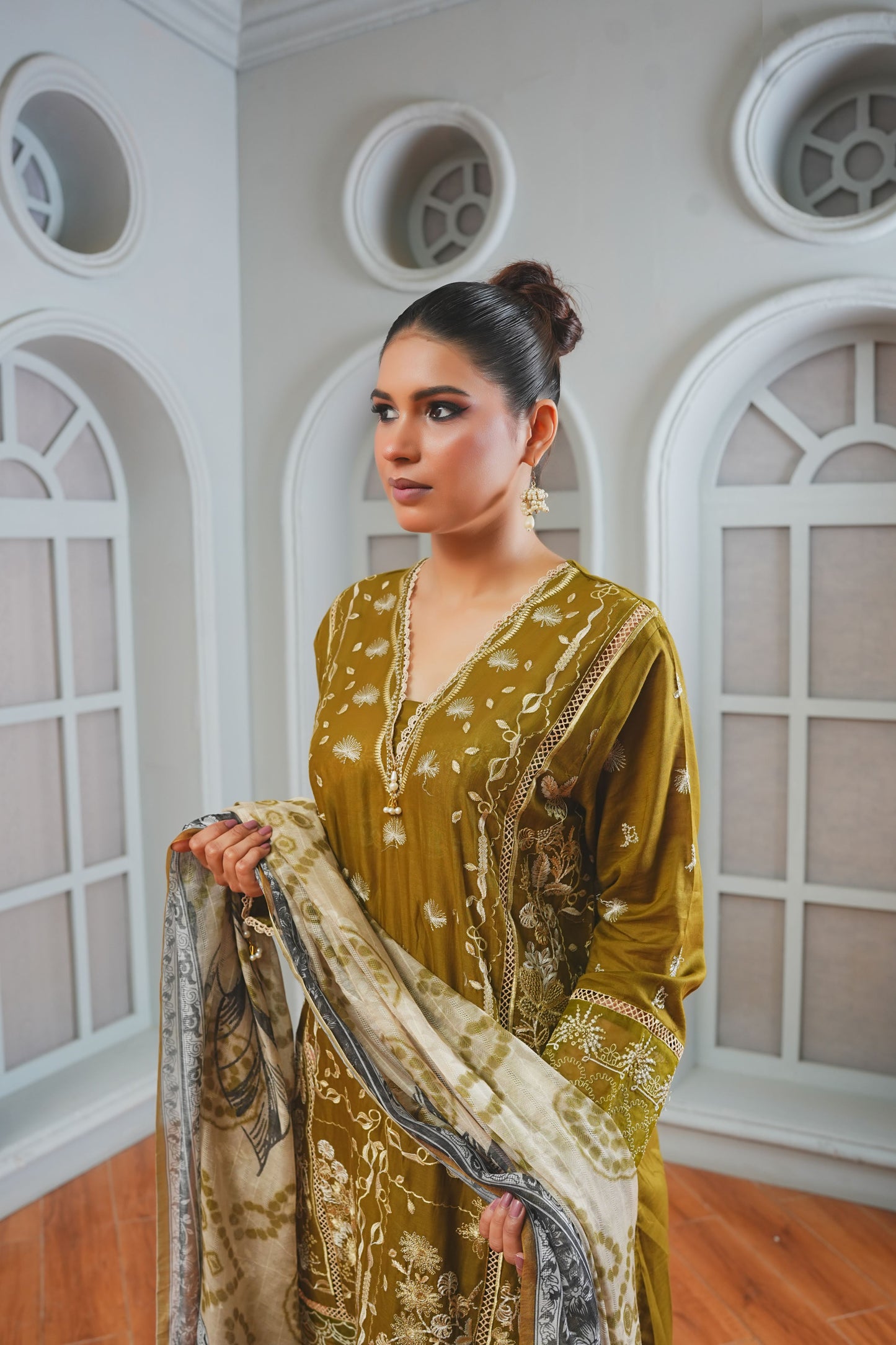 Silk & Stories Luxury Heavy Embroidered Lawn 3PC