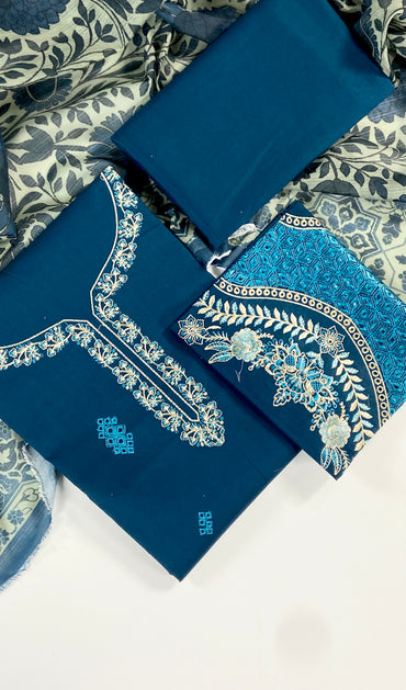izel Luxury Embroidered Lawn 3PC