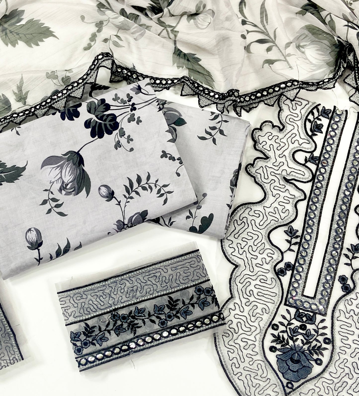 Aneelas Emb Luxury Lawn-3PC