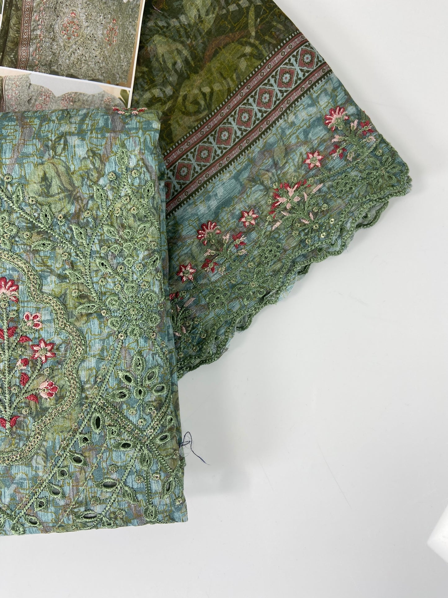Almeerah Emb Lawn With Cutwork 3-PC