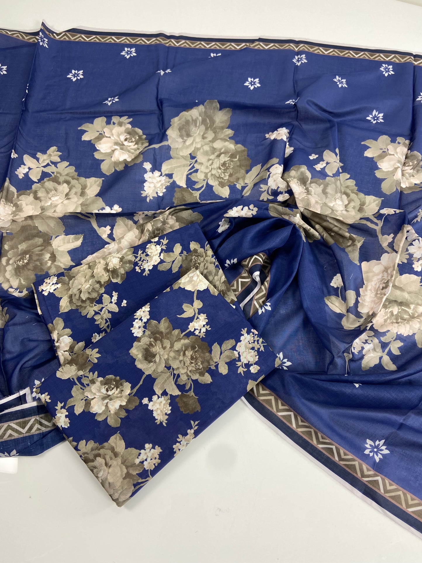 Baroque All Over Digital Printed Lawn 3-PC