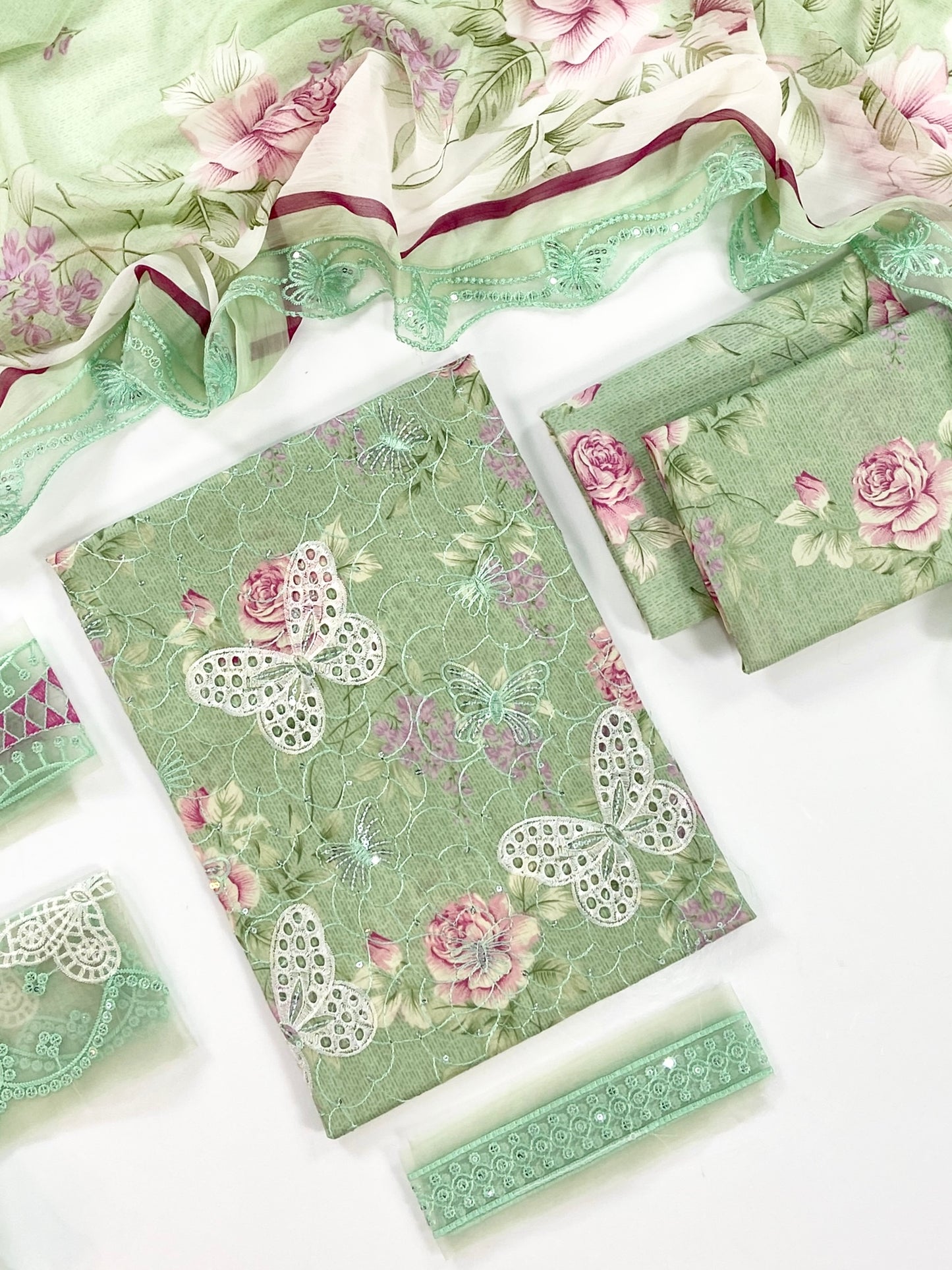 Maria B Embroiderd & Digital Printed Lawn 3PC