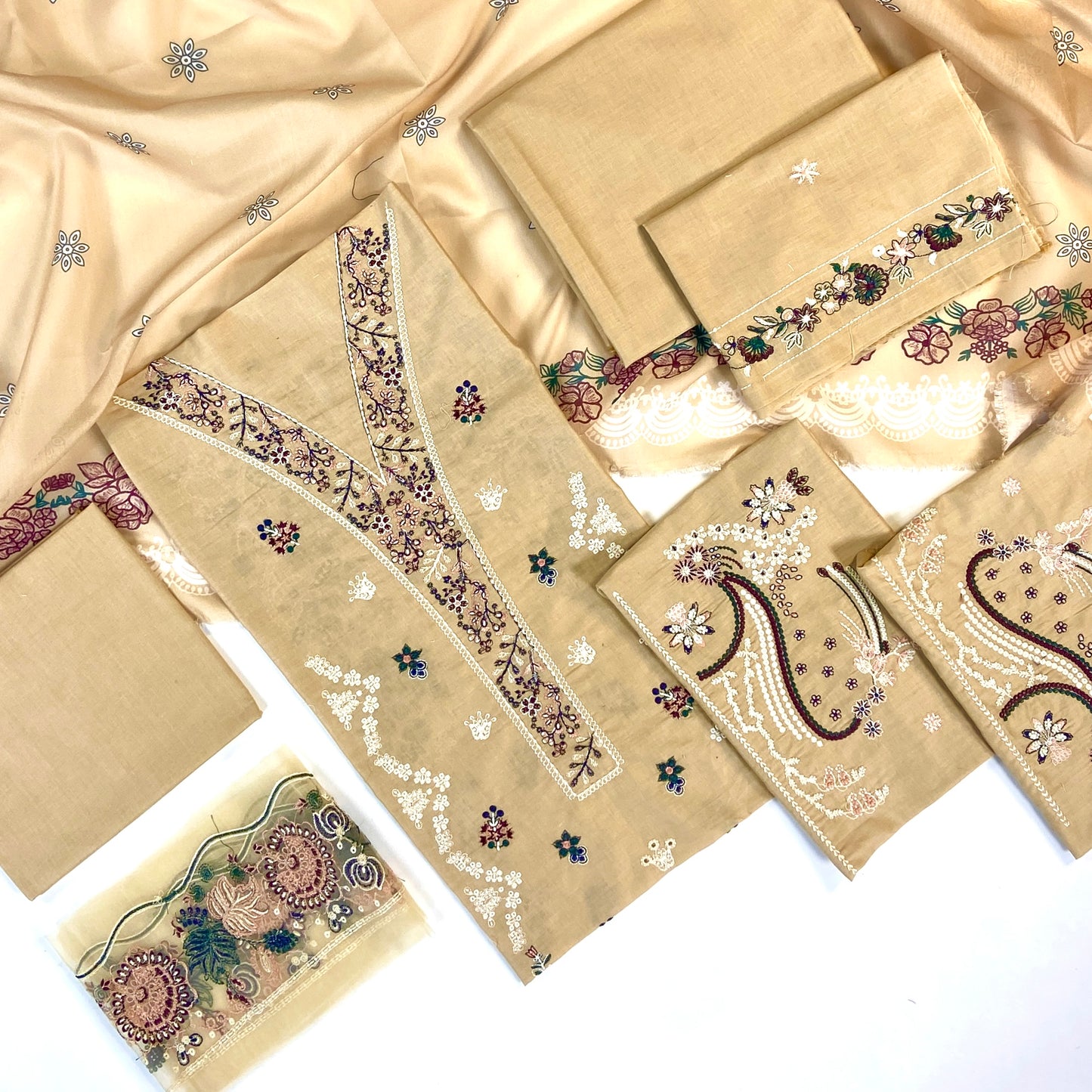 Beechtree Embroidered Lawn 3PC