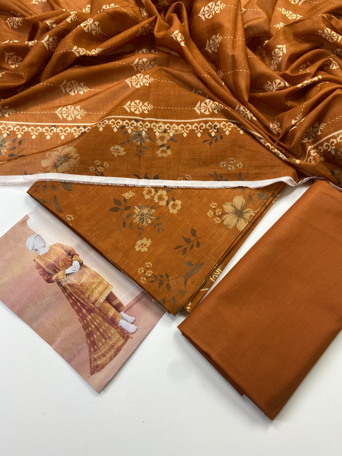 Almeerah Printed Lawn 3-PC