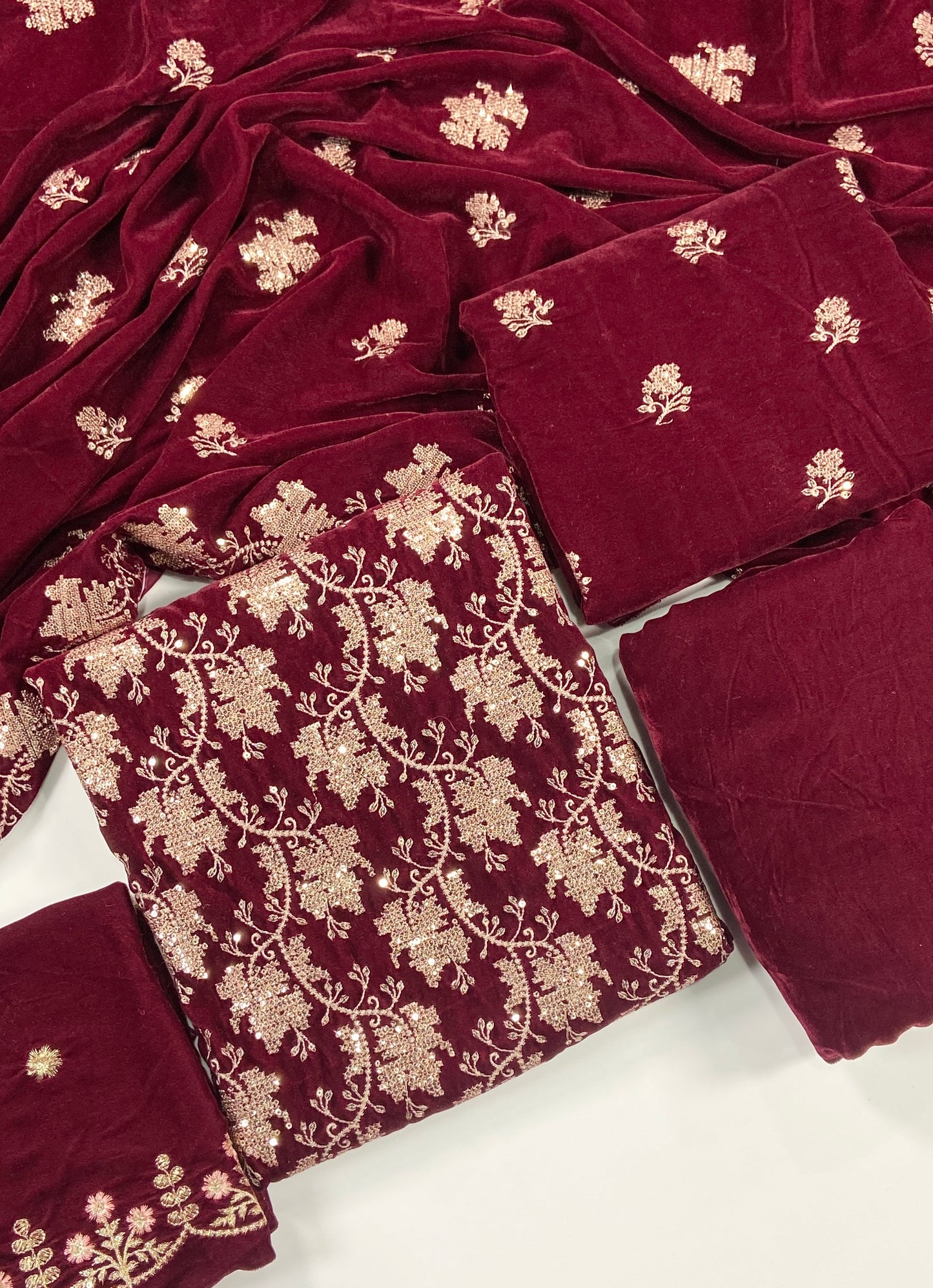 Maria B Luxury Velvet Embroidered Suit – 3PC