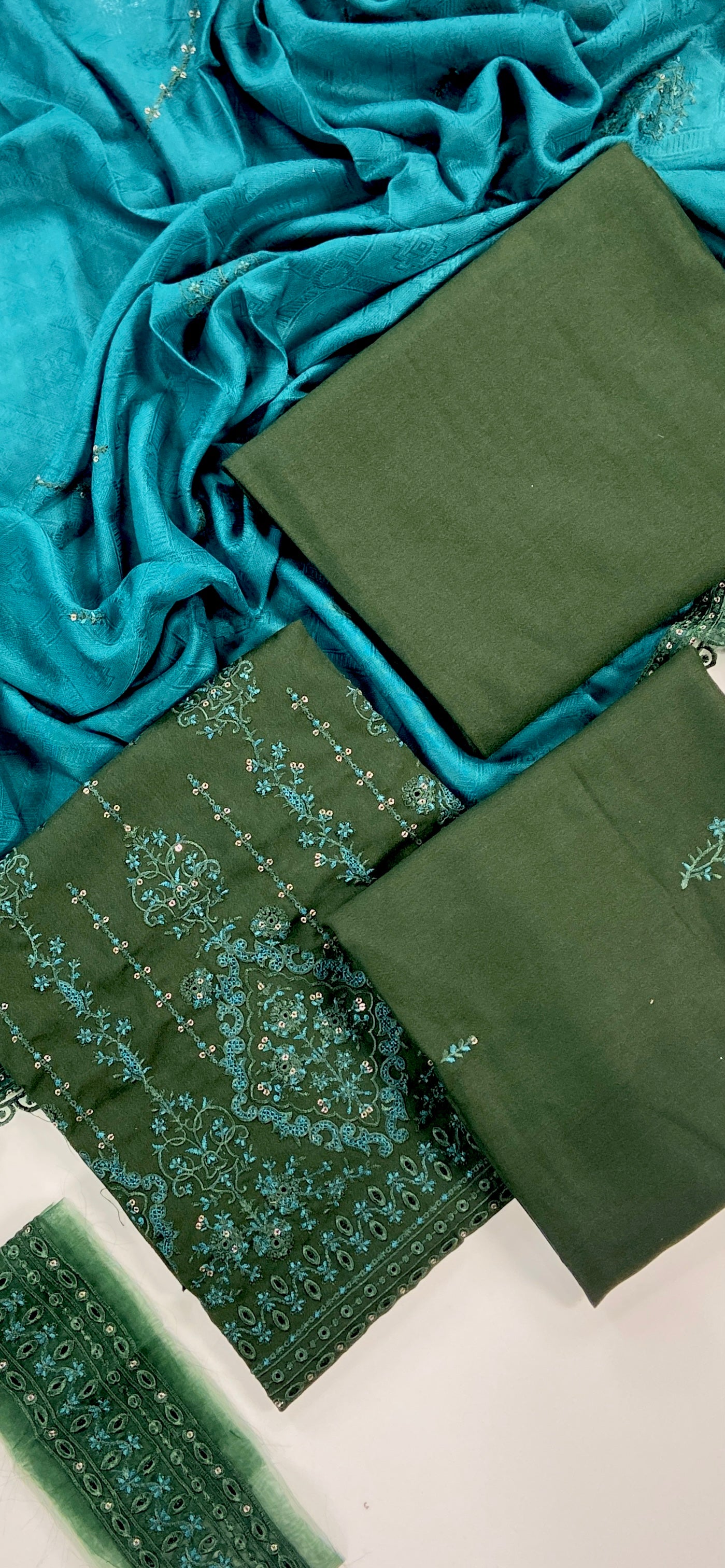 Maria B Luxury Embroidered Dhanak 3PC