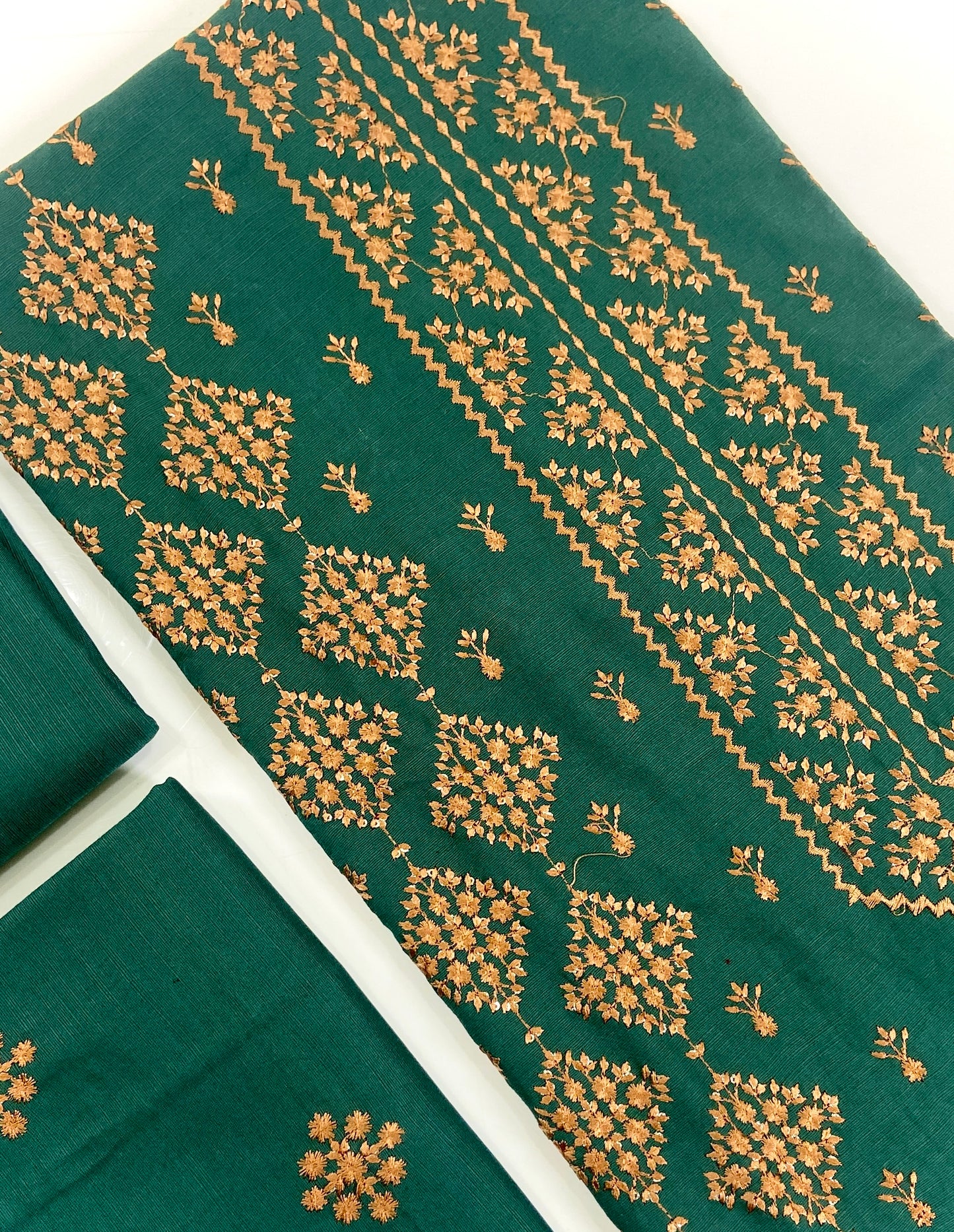 Bareeze Emb Khaddar 2PC