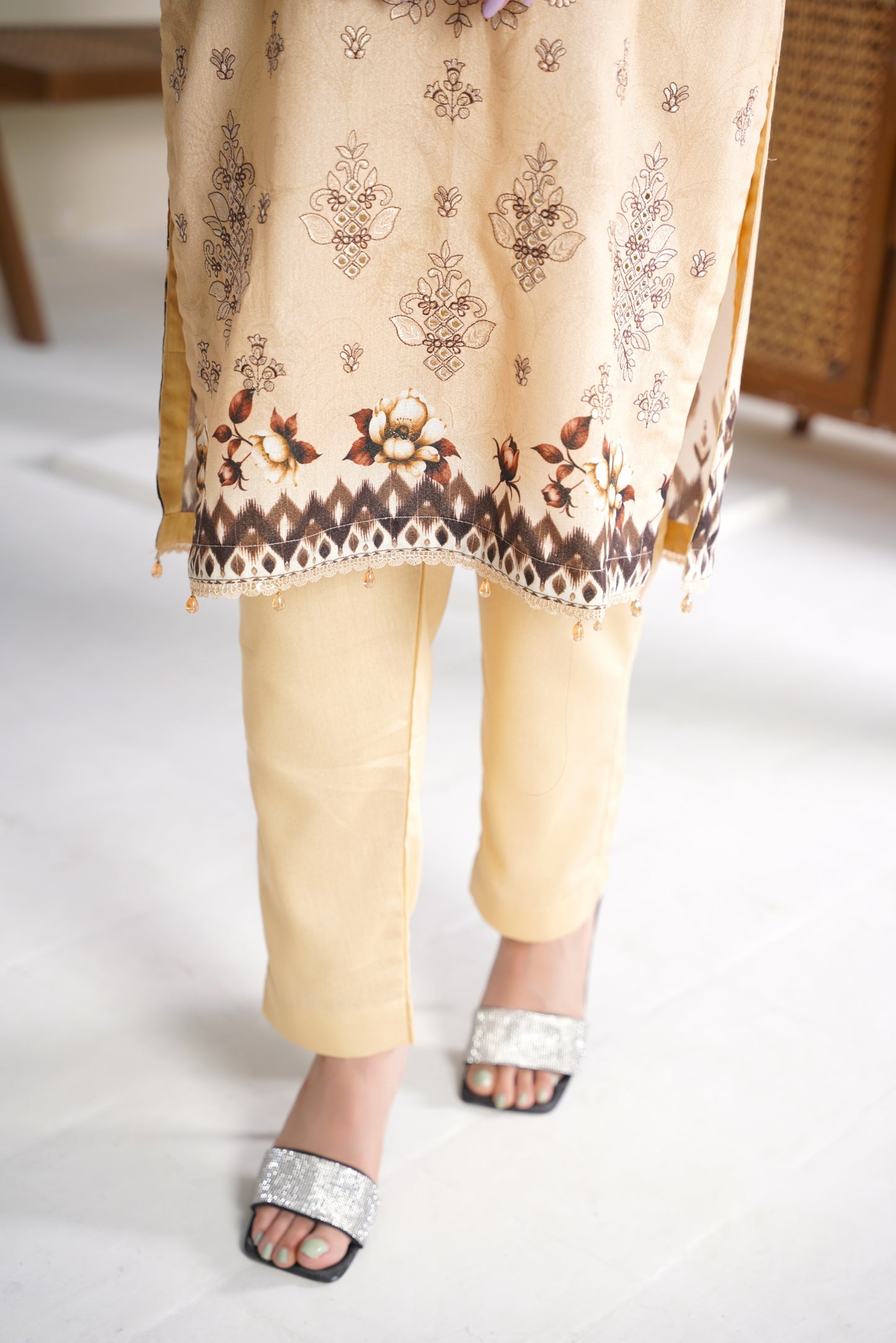 Cora By Anaya Noor Emb Karandi 3-PC