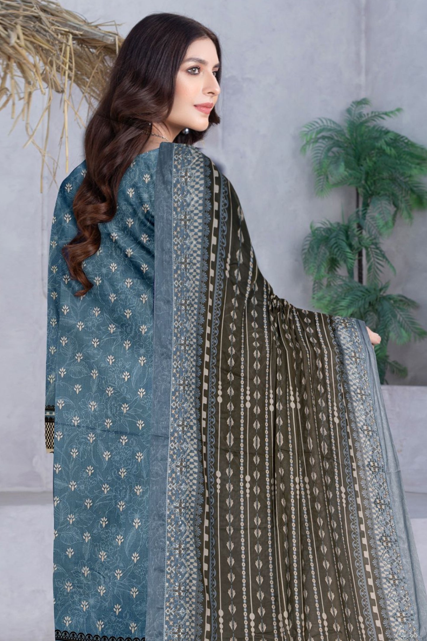 Khoobsurat by Hania Emb Lawn 3PC
