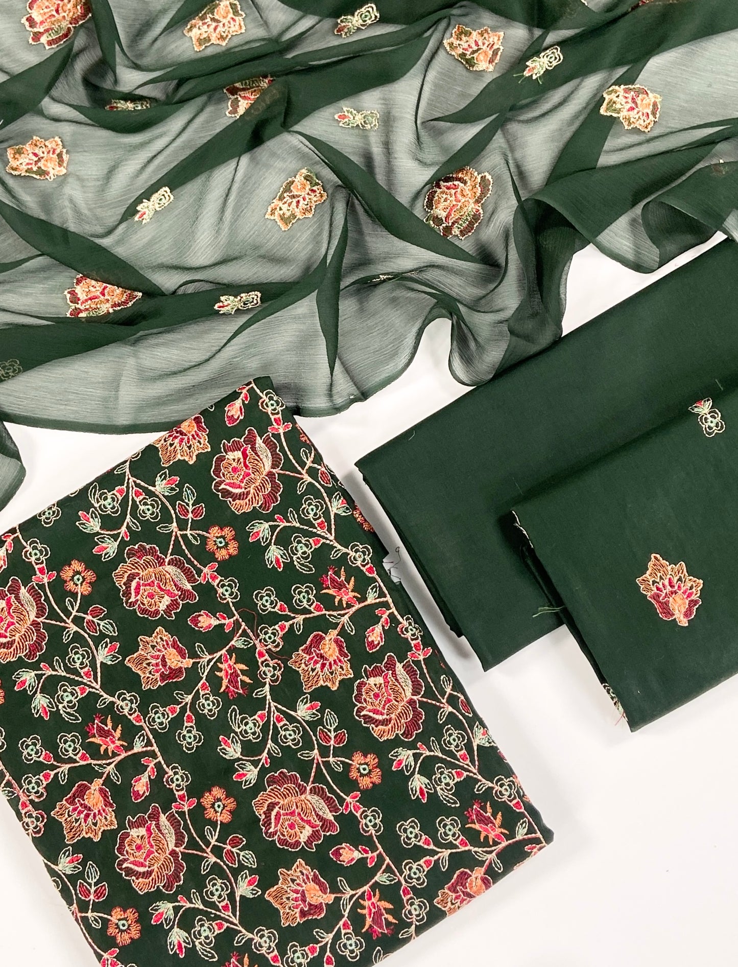 Bareeze Embroidered Lawn 3PC