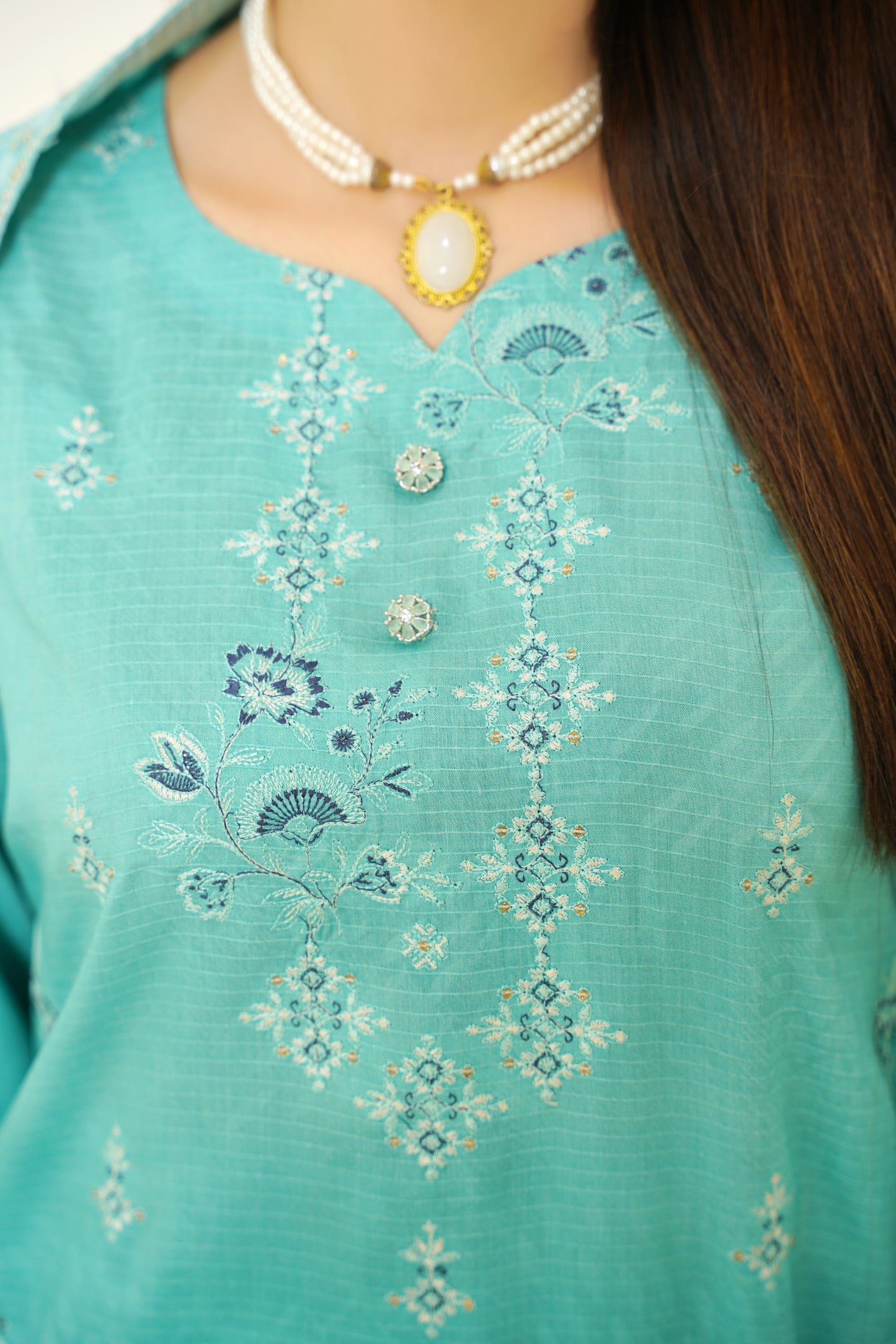 Narm o Nafees By Anaya Noor Embroidered Viscose 3PC