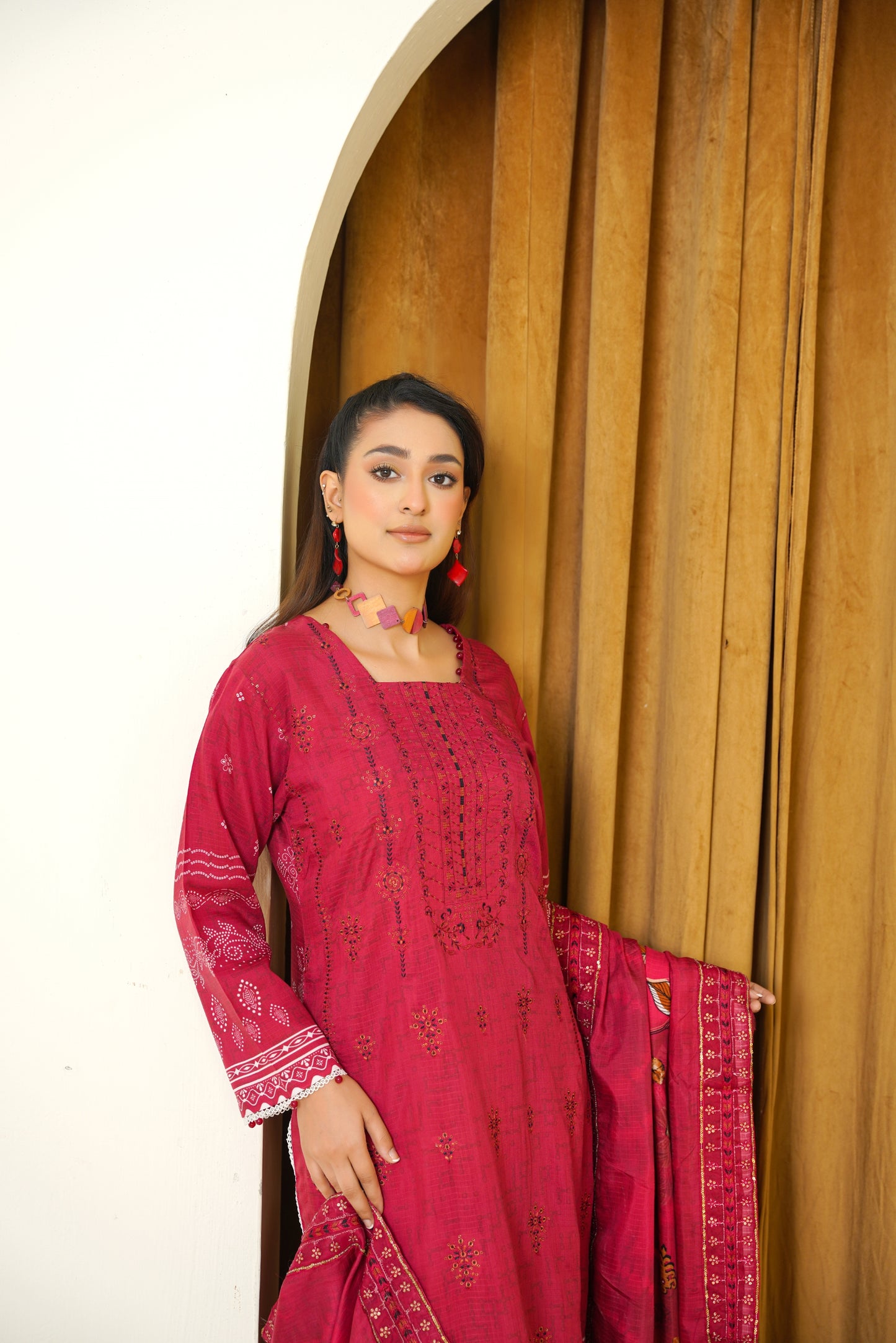Narm o Nafees By Anaya Noor Embroidered Viscose 3PC