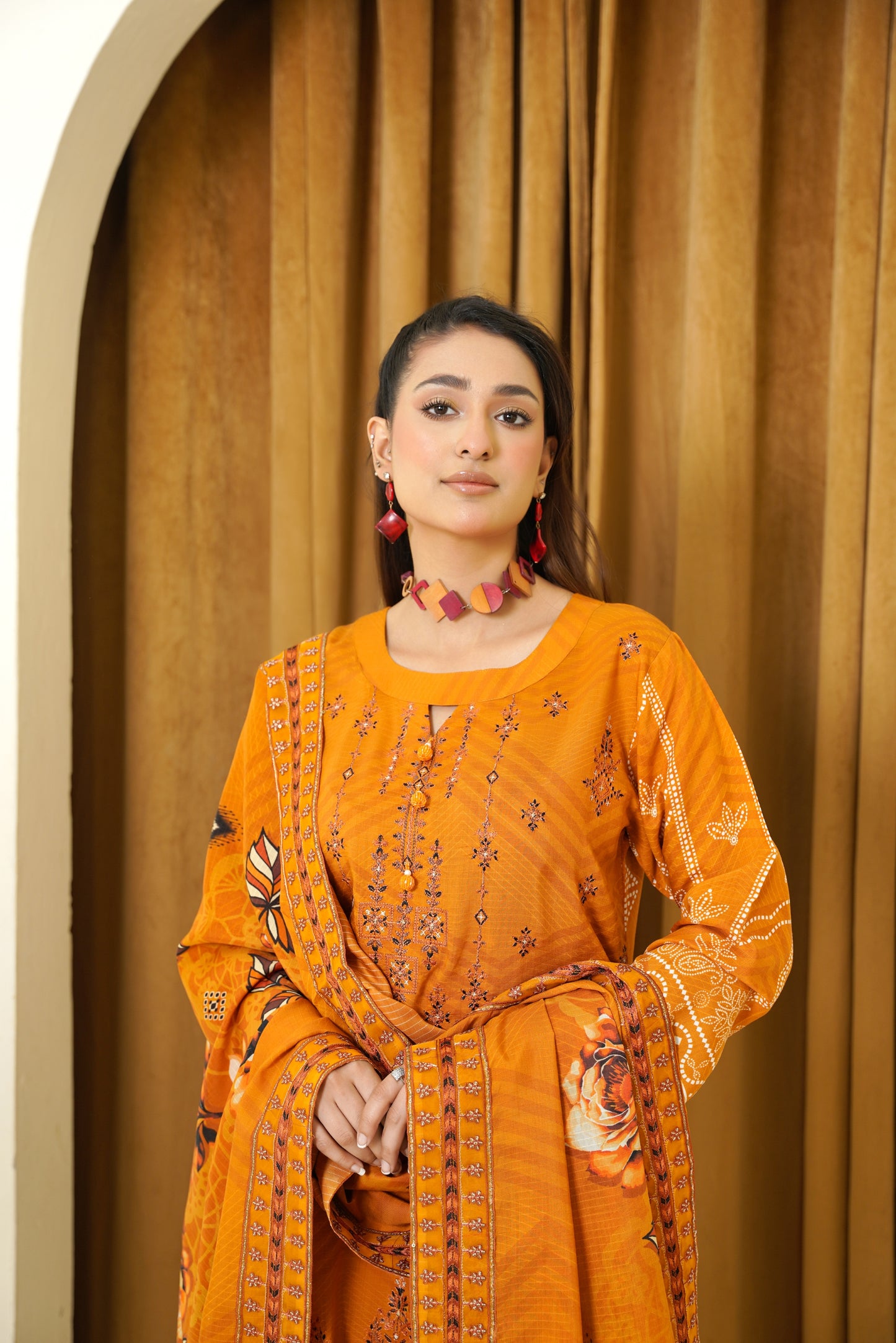 Narm o Nafees By Anaya Noor Embroidered Viscose 3PC