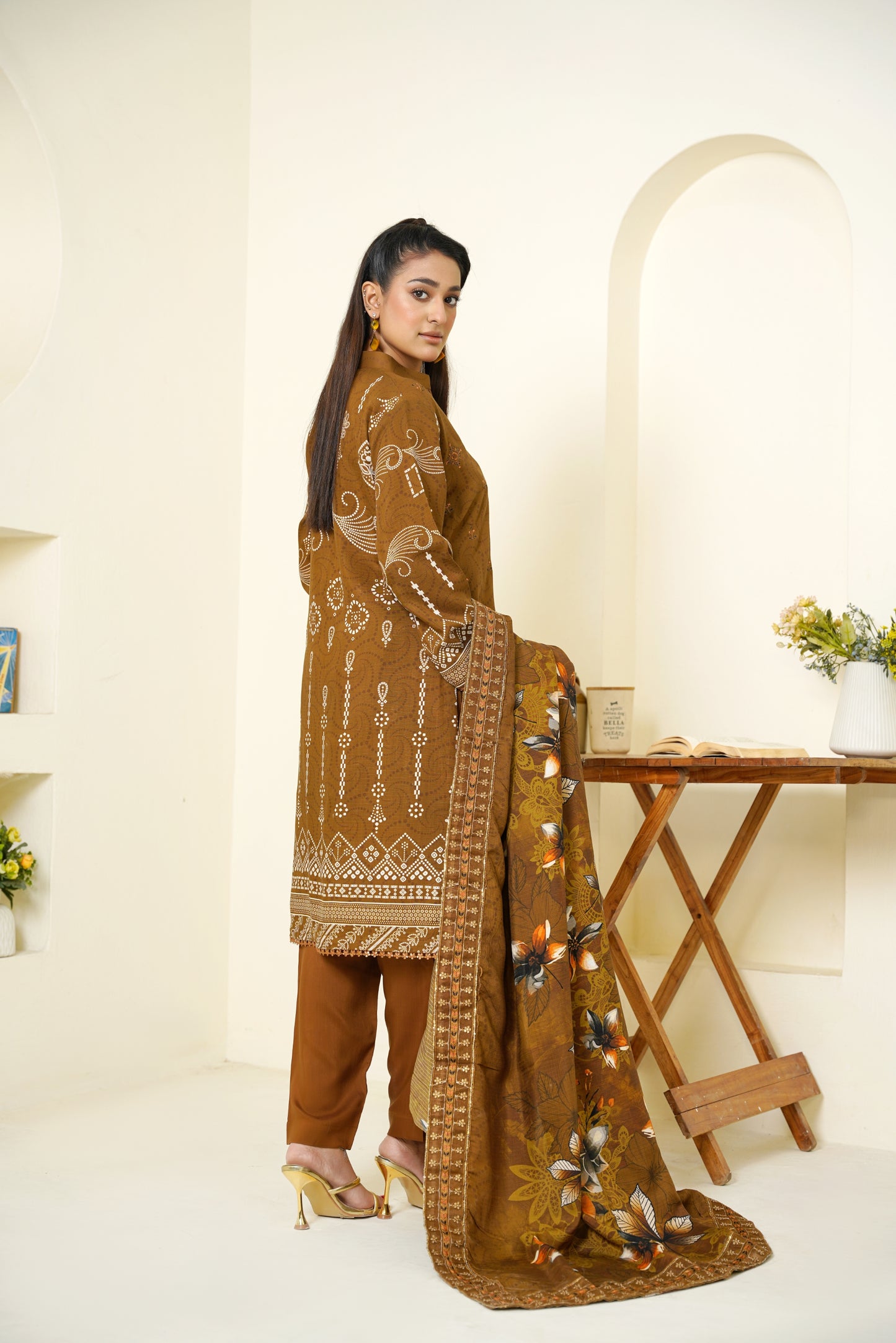 Narm o Nafees By Anaya Noor Embroidered Viscose 3PC