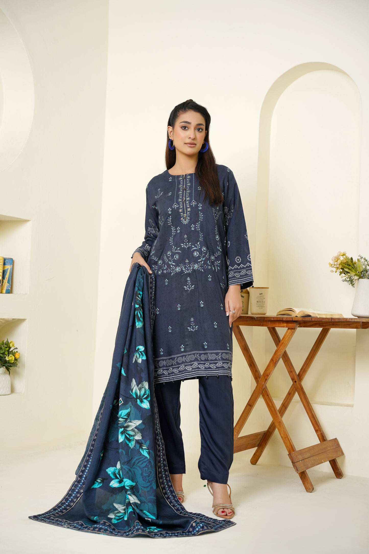 Narm o Nafees By Anaya Noor Embroidered Viscose 3PC