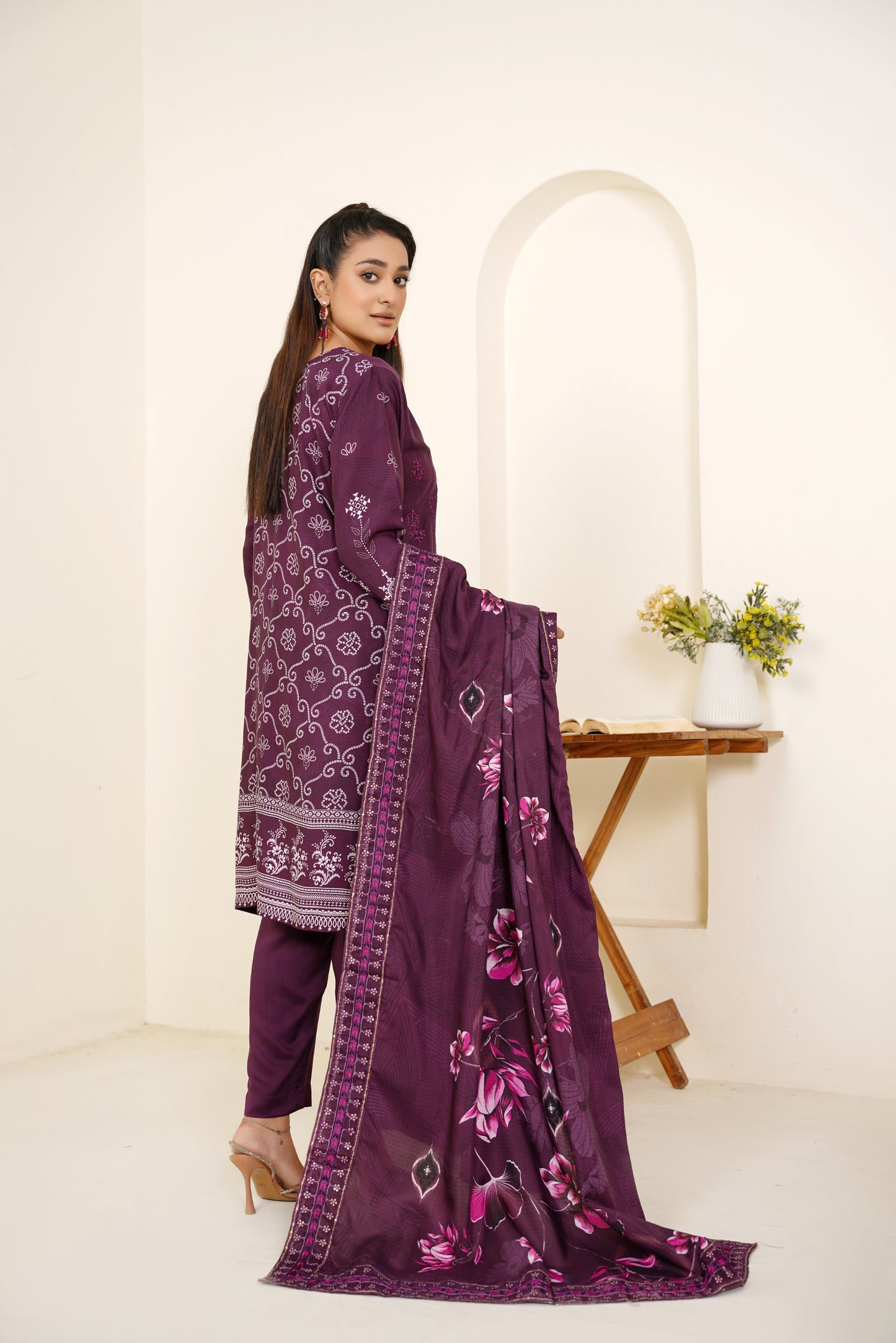 Narm o Nafees By Anaya Noor Embroidered Viscose 3PC