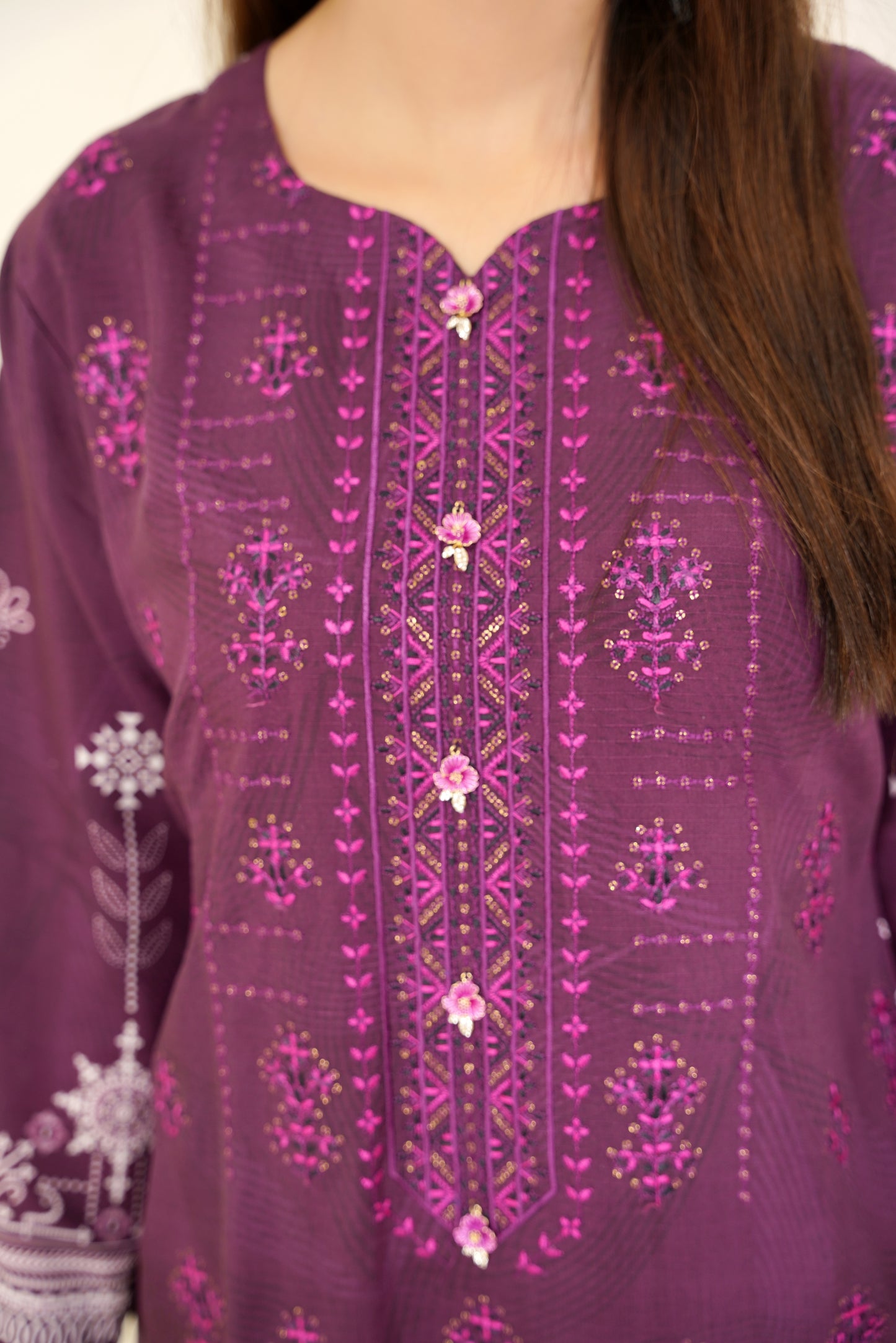 Narm o Nafees By Anaya Noor Embroidered Viscose 3PC