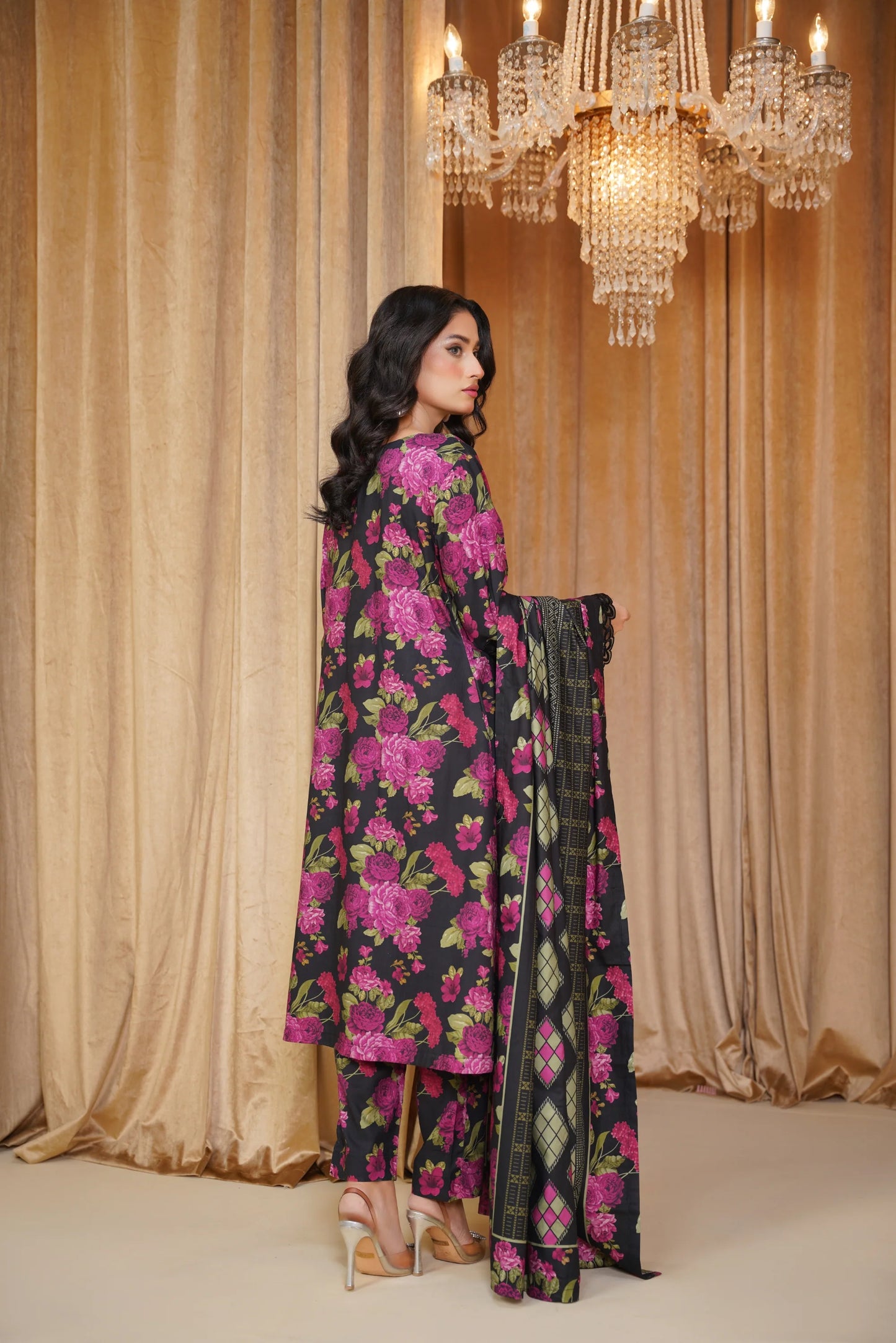 Baroque Printed Linen With Emb Patches 3PC