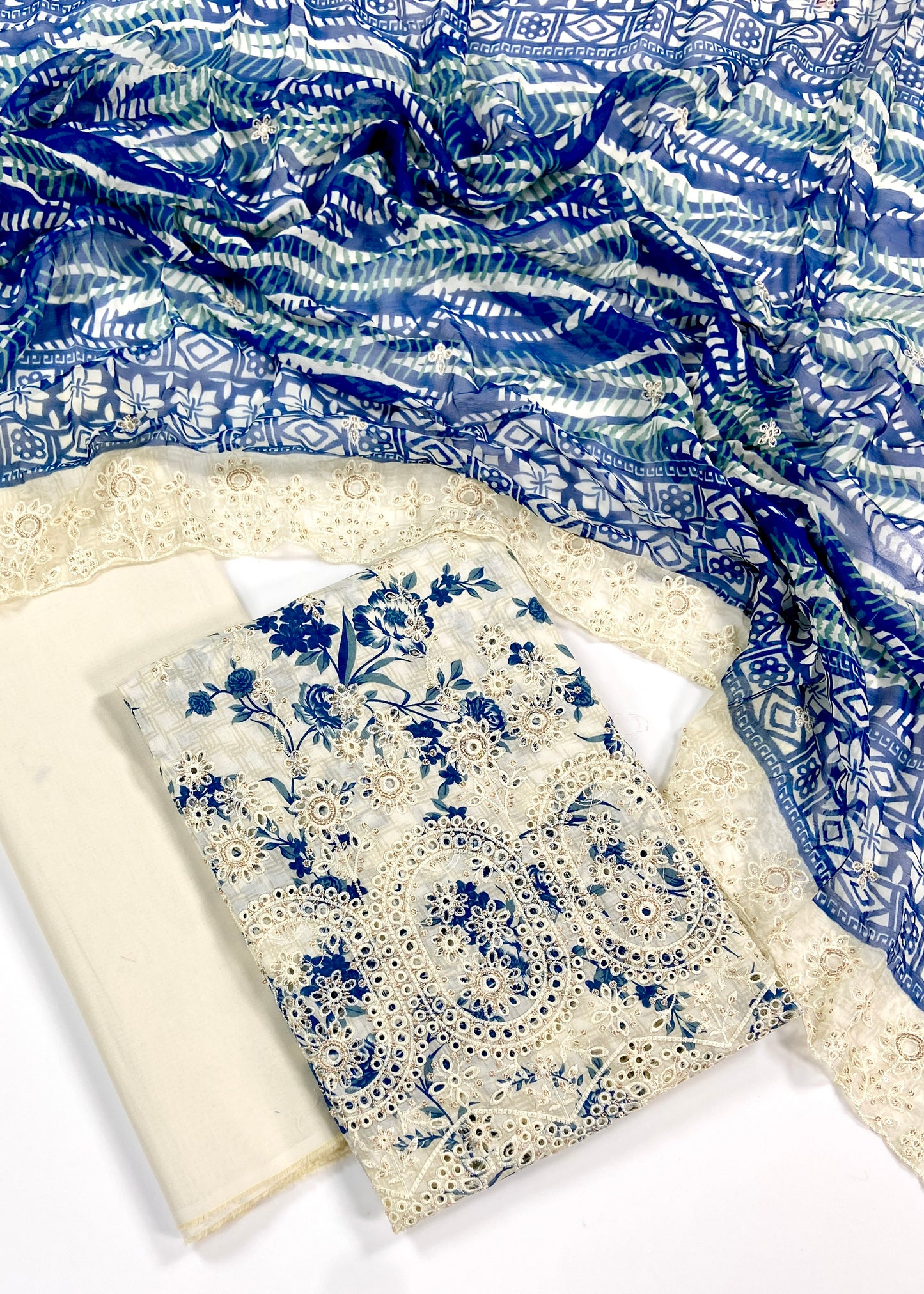 Riwayat Embroidered Lawn With Chiffon Dupatta 3PC