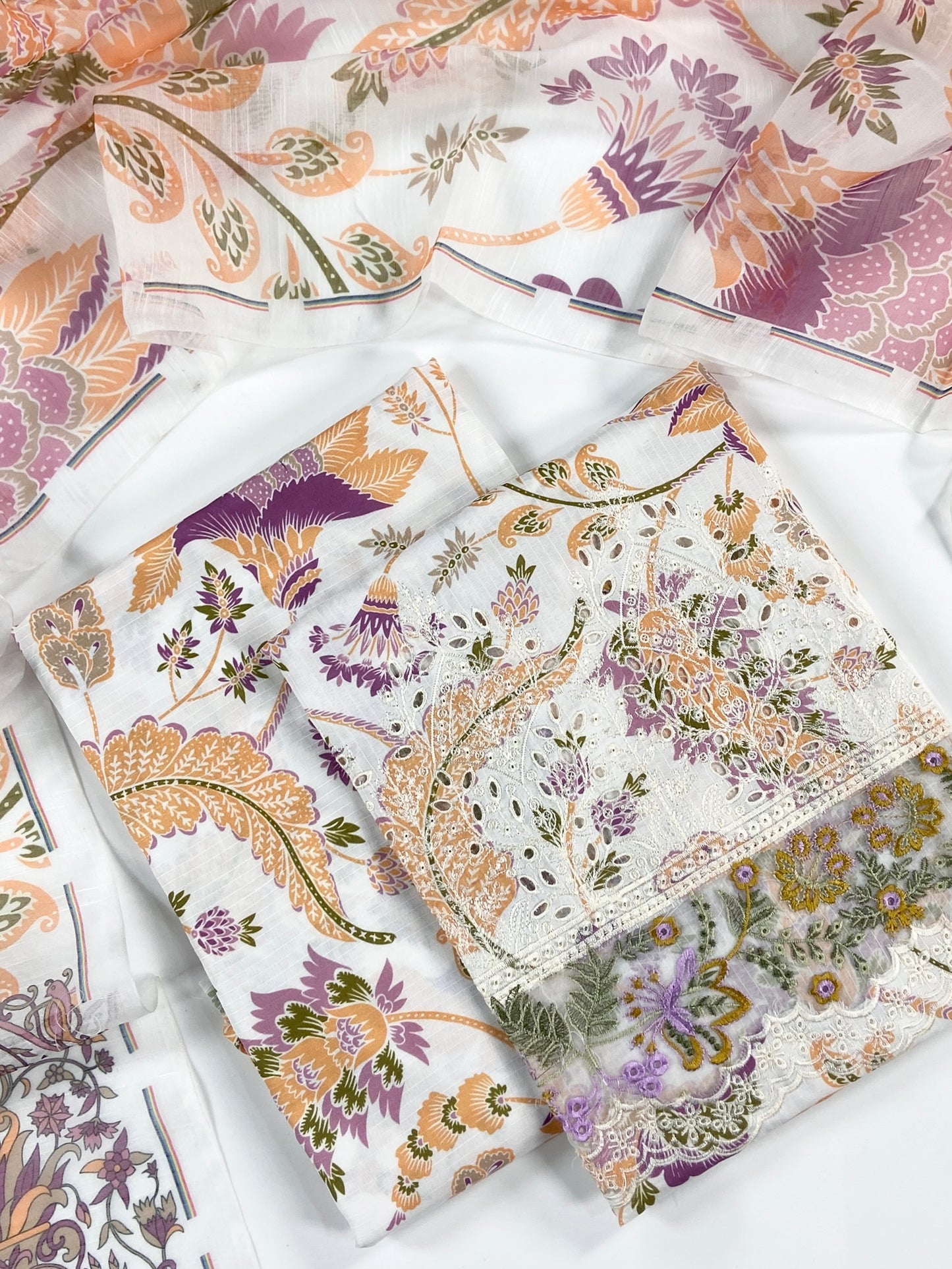 Anaya Noor Emb Bana Dora Lawn With Daman Laserkari 3PC
