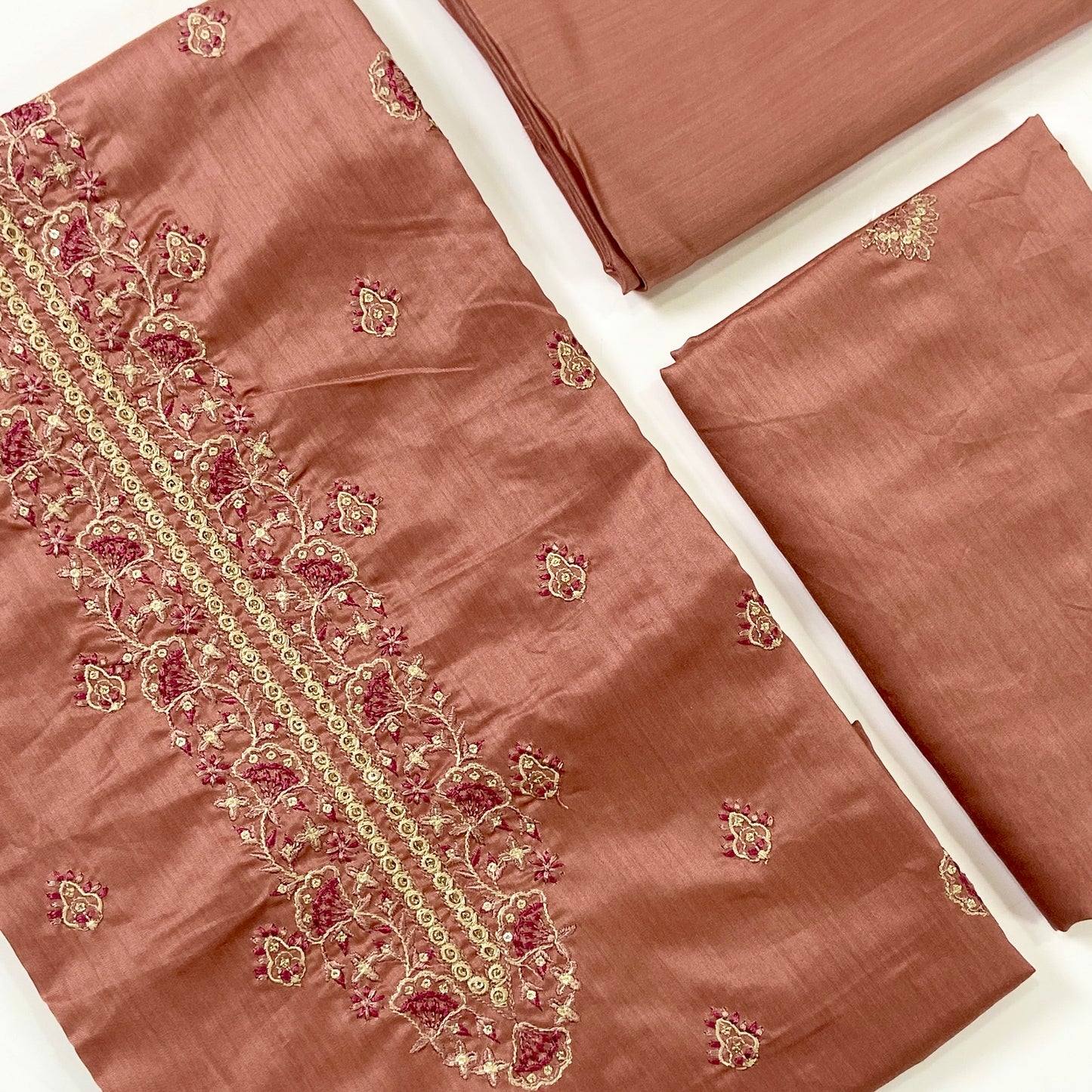 Anaya Noor Emb Viscose 2PC