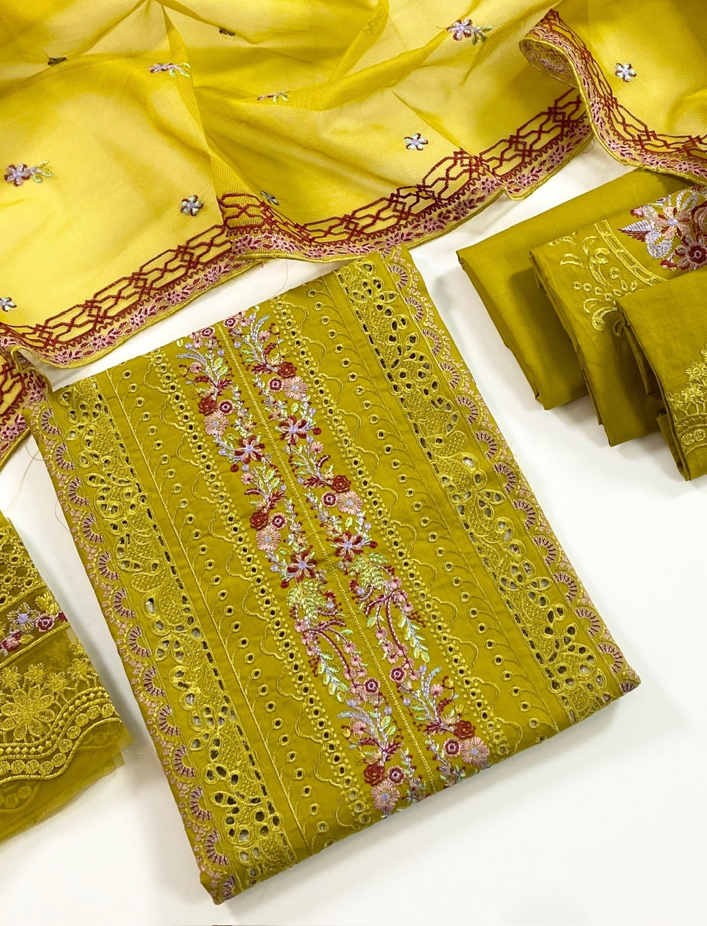 Bin Ilyas Luxury Embroidered Lawn 3PC