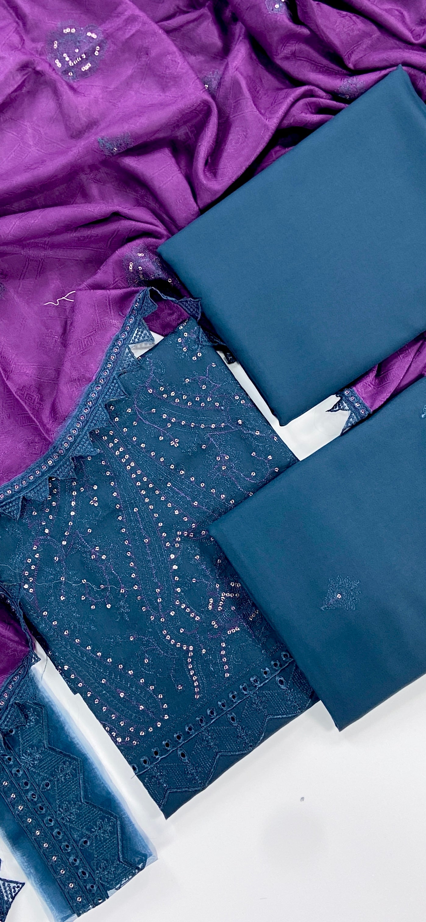 Maria B Luxury Embroidered Dhanak 3PC