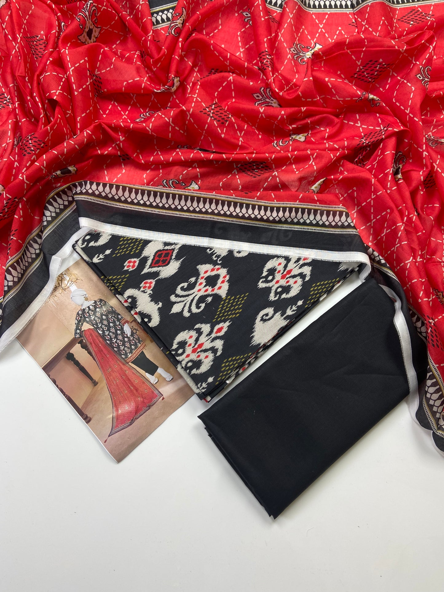 Almeerah Printed Lawn 3-PC