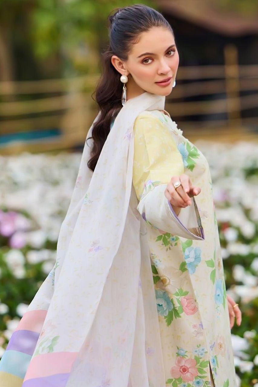 Farasha Digital Printed Lawn 3PC