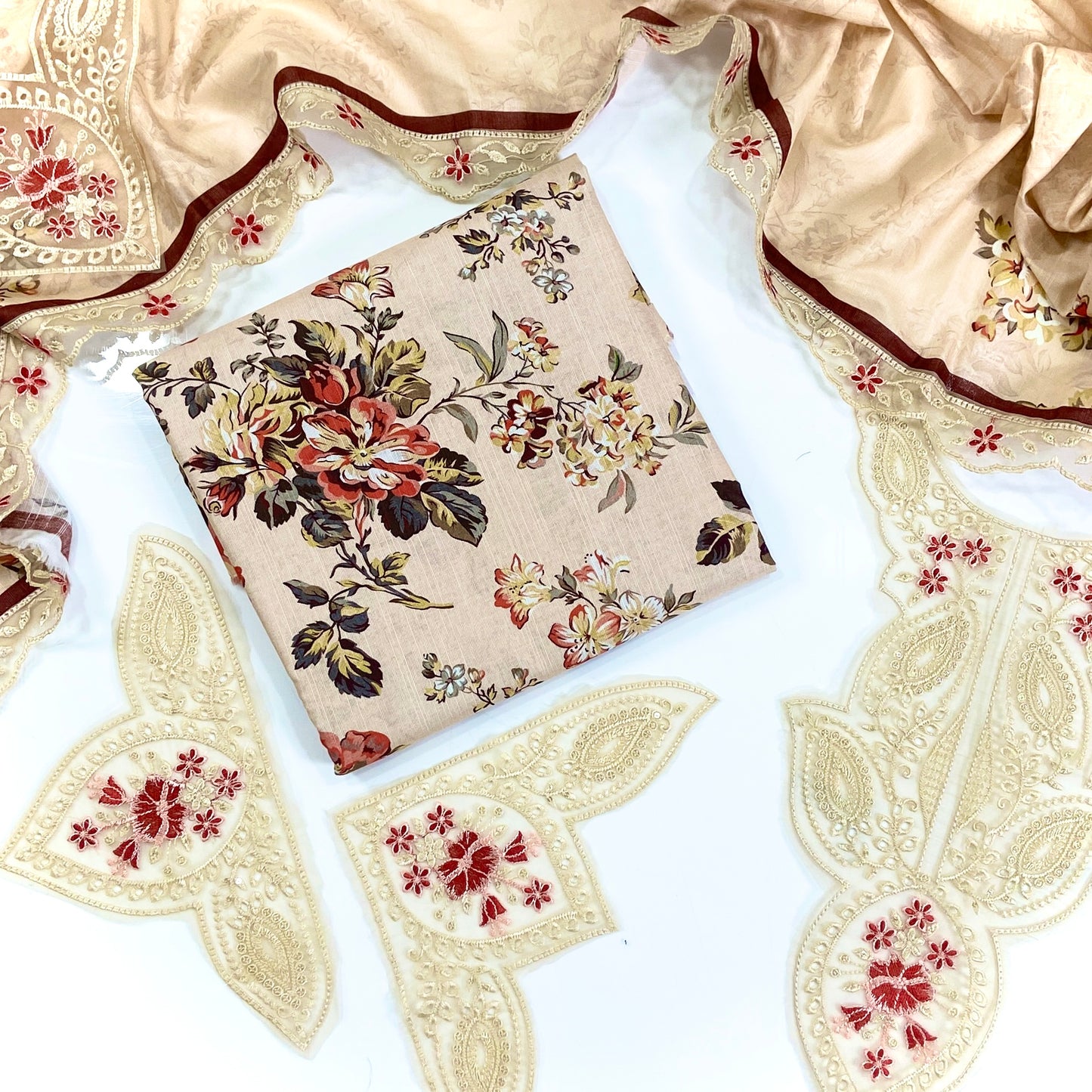 Mohagni Embroidered Khaddar 3PC
