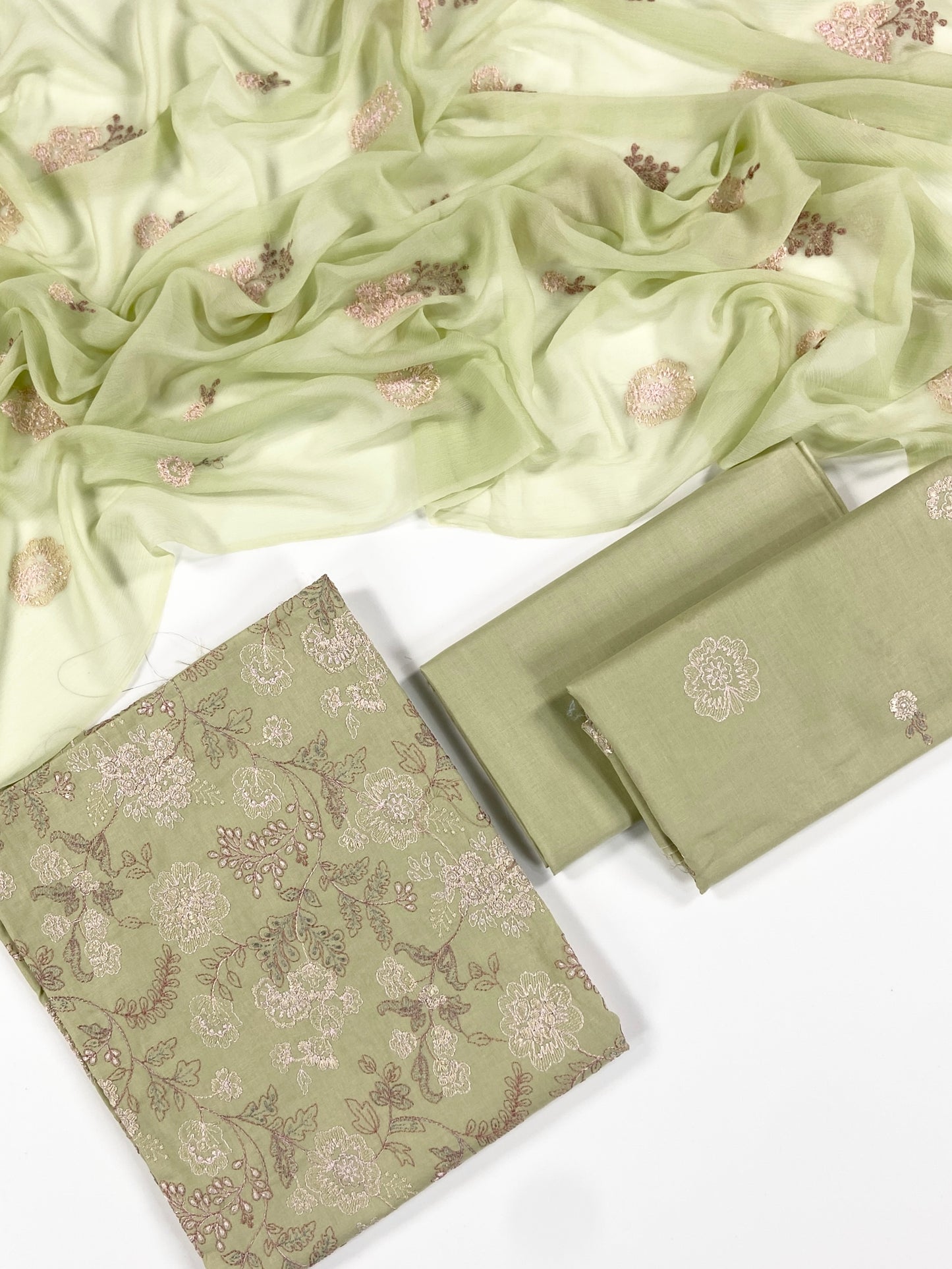 Bareeze Embroidered Lawn 3PC
