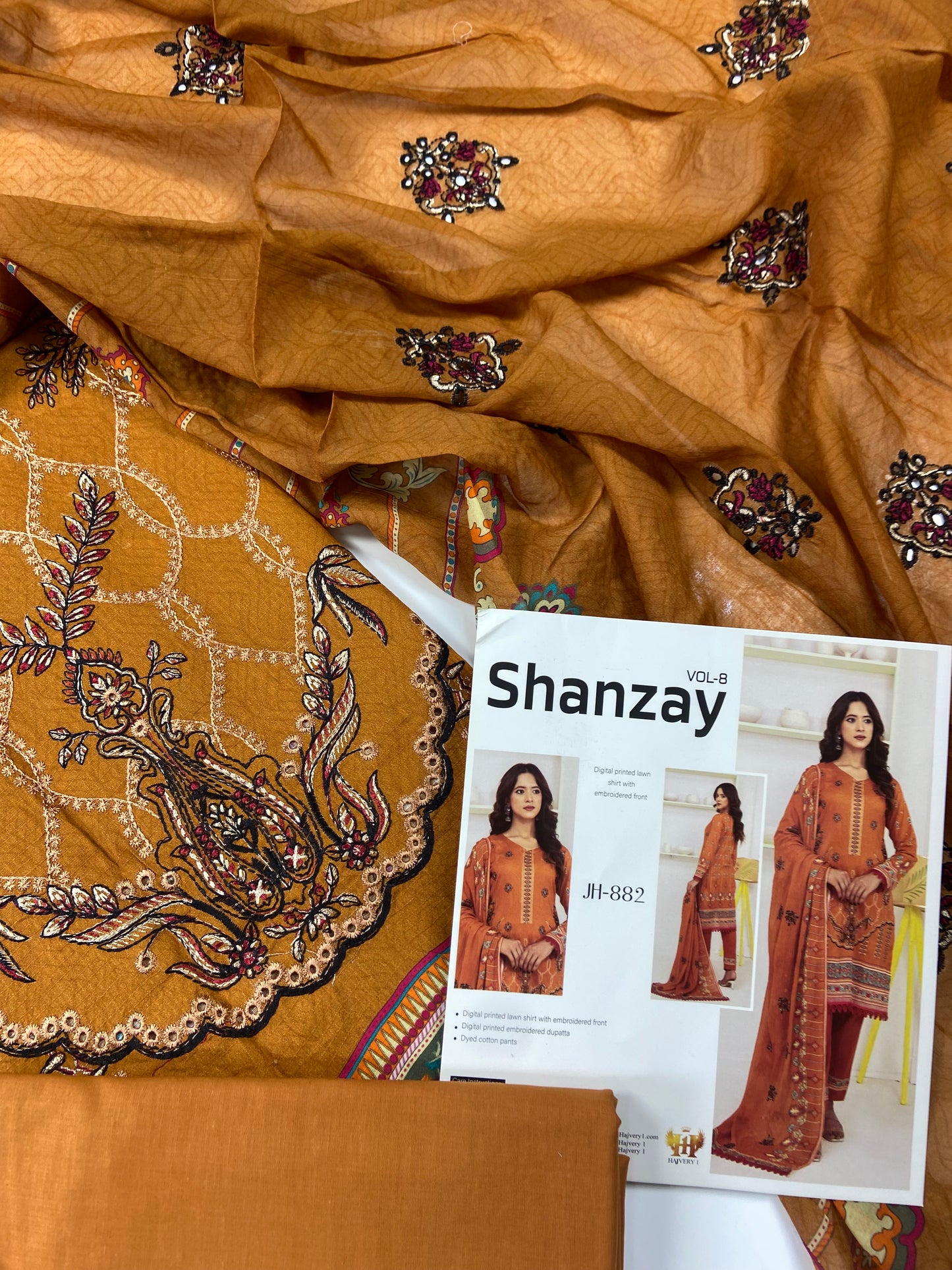 Shanzay Printed & Embroidered Lawn 3-PC