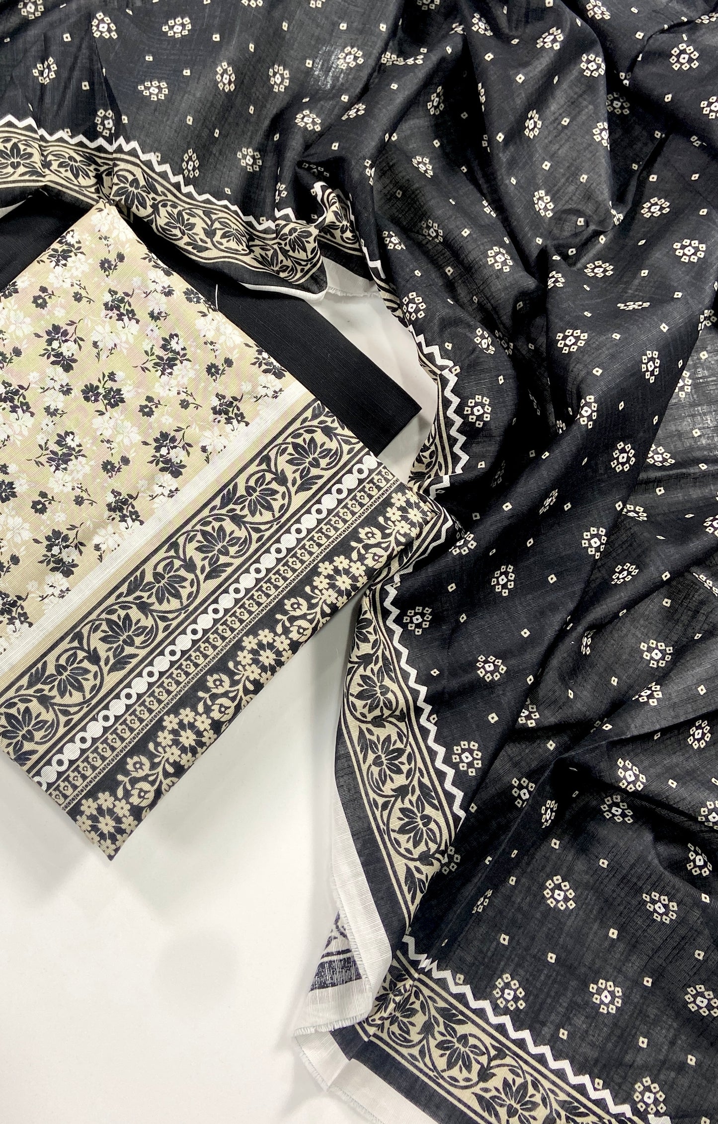 Narmin By Narkins Printed Khaddar 3PC