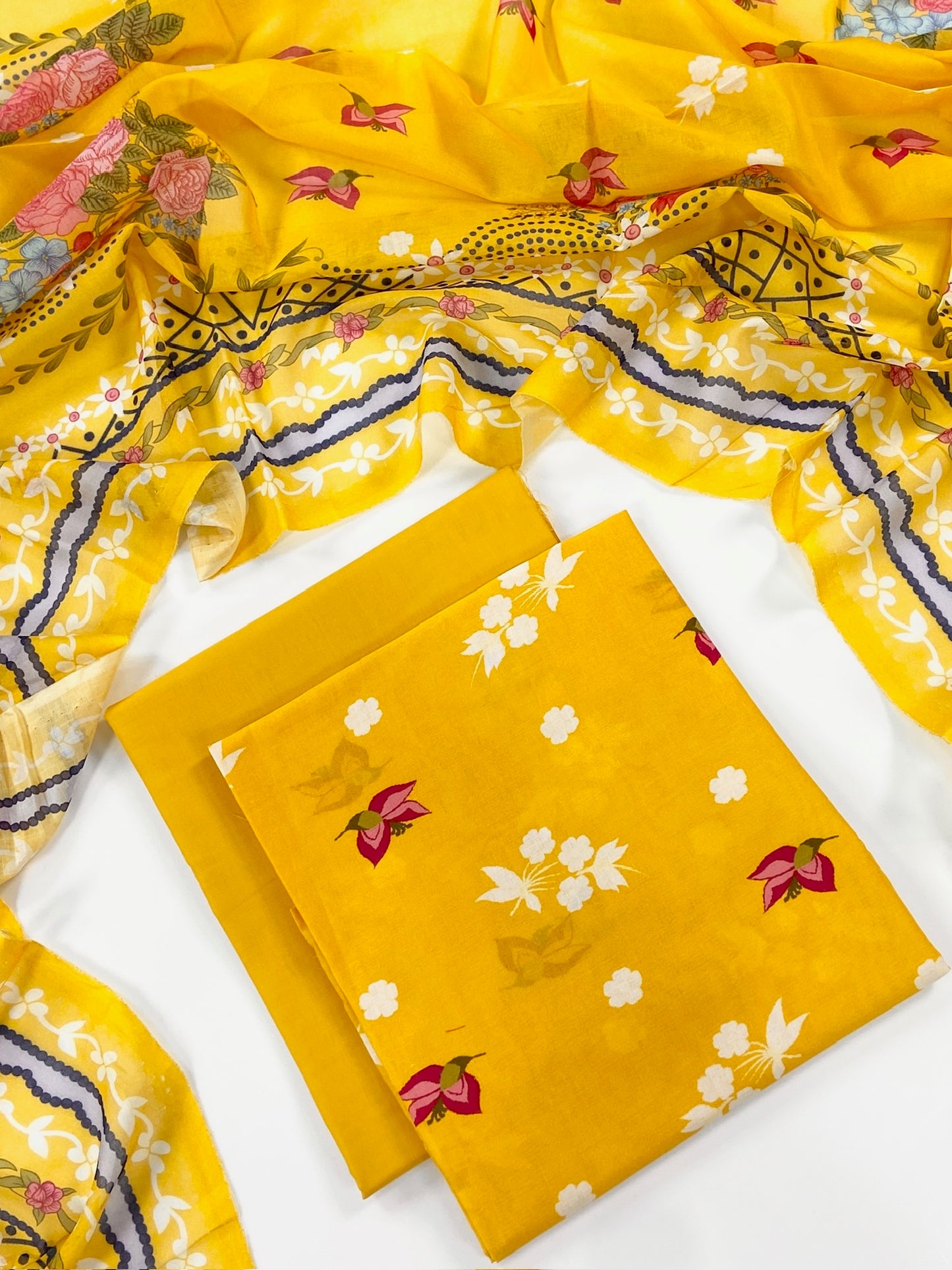 Nishat Digital Printed Lawn 3PC