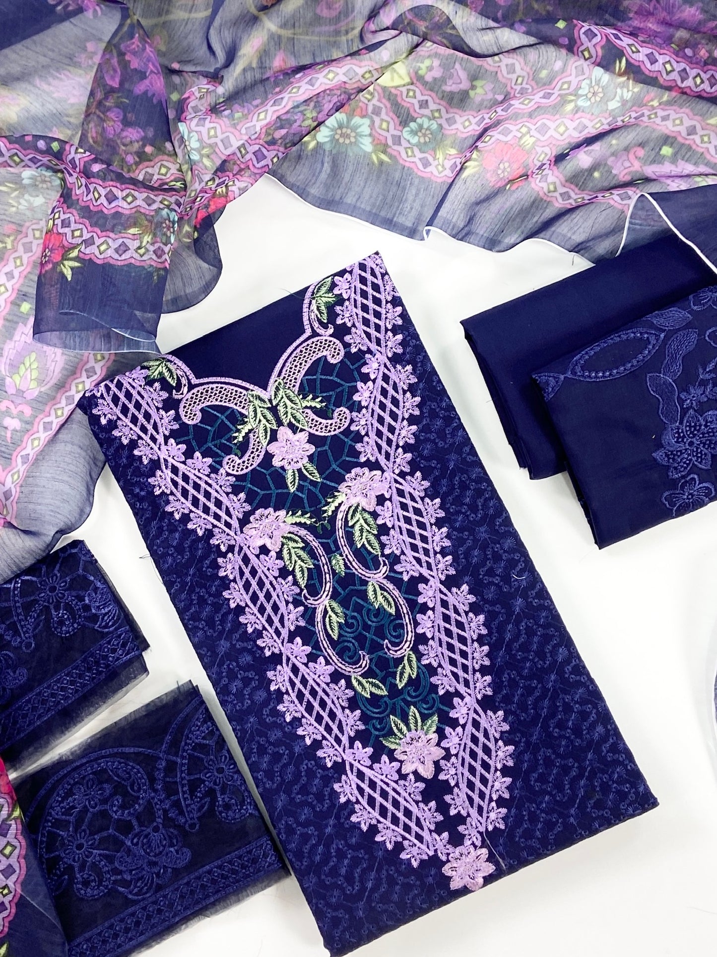 Jade Plain Embroidered Lawn 3PC