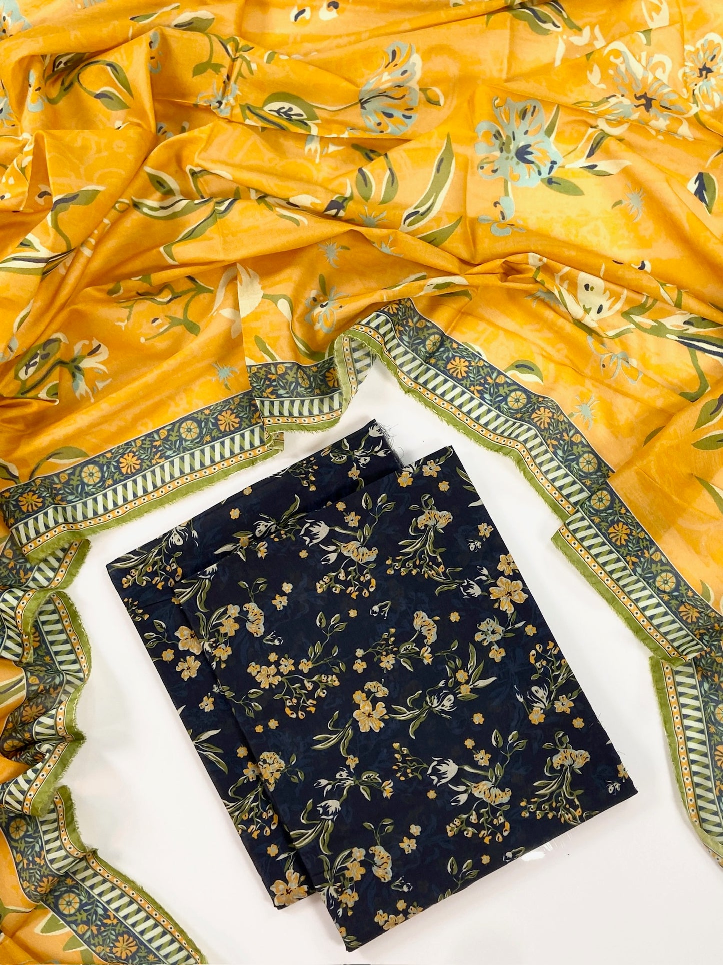 Anaya Noor Digital Printed Lawn With Voil Dupatta 3PC
