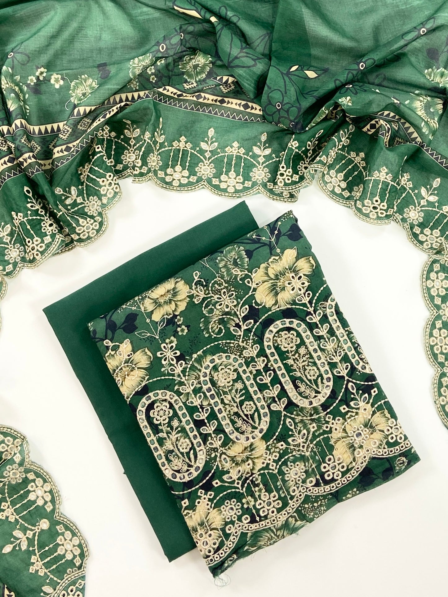Almeerah By Anaya Noor Digital and Emb Lawn Booring Daman 3PC