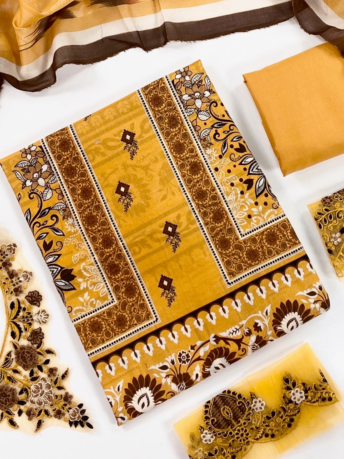 Maahru By Anaya Noor Digital Printed Lawn With Patches 3PC