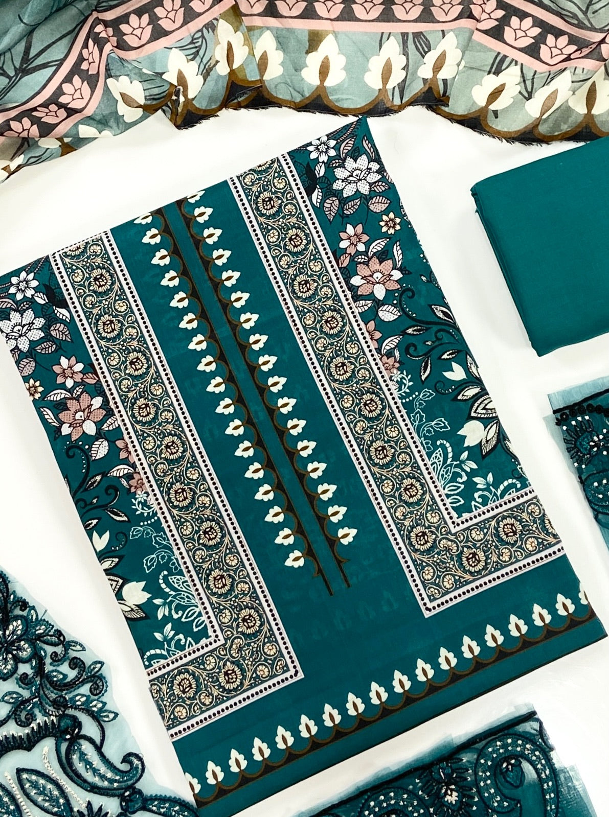 Maahru By Anaya Noor Digital Printed Lawn With Patches 3PC