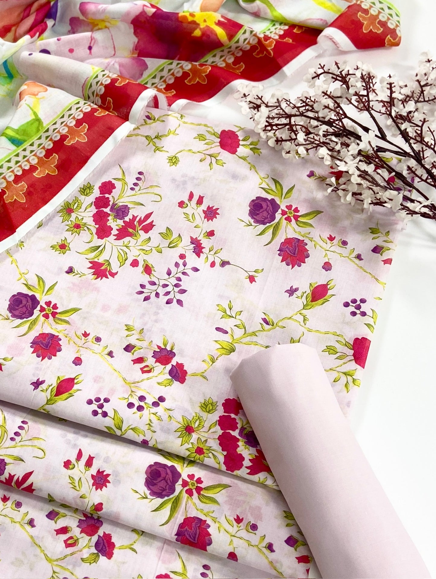 Mashaim Digital Printed Lawn 3PC