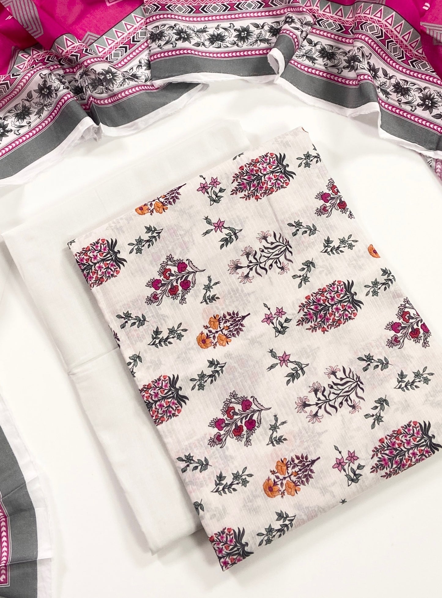 Gul Ahmed Printed Bana Dora Lawn 3PC