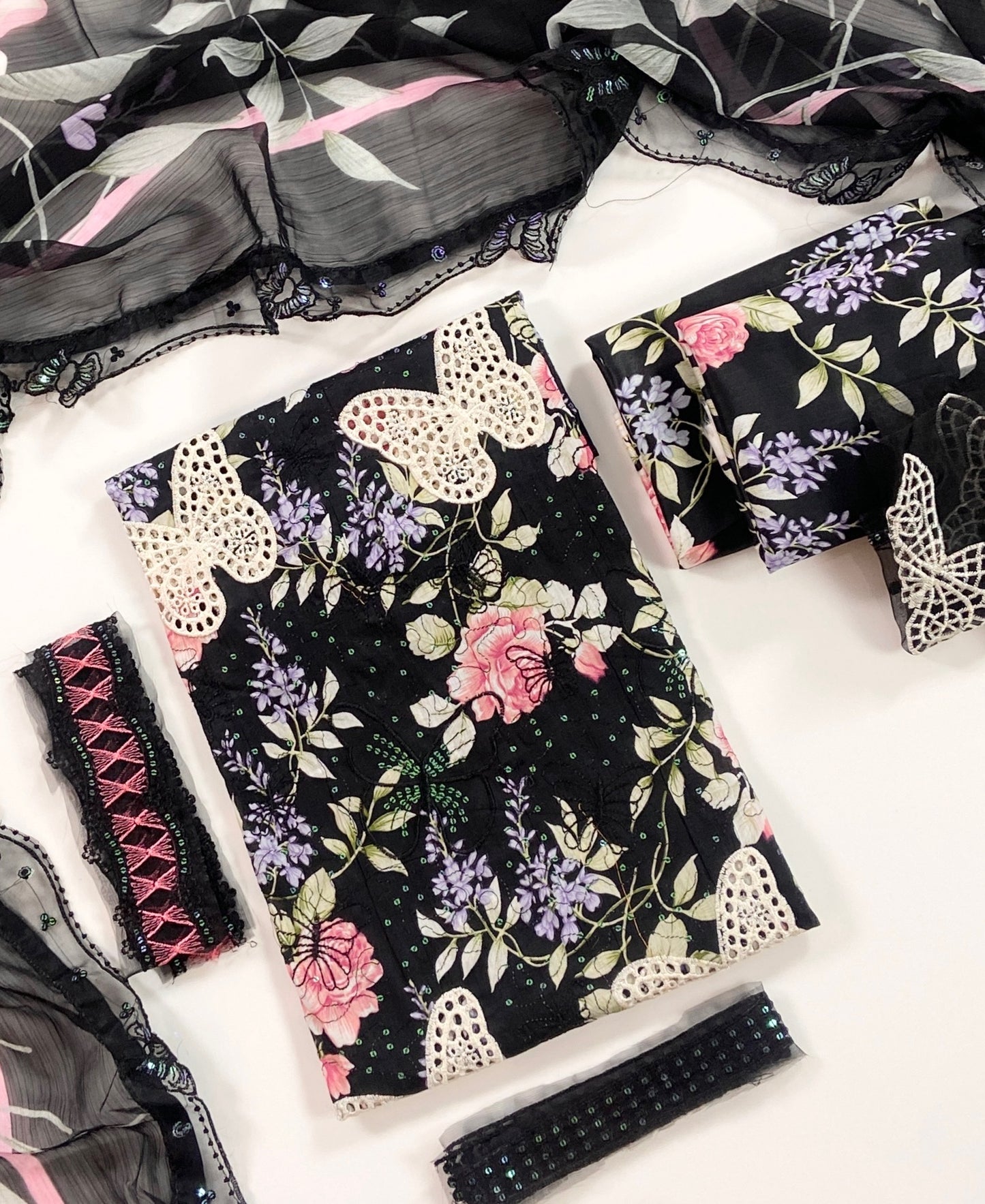 Maria B Embroiderd & Digital Printed Lawn 3PC