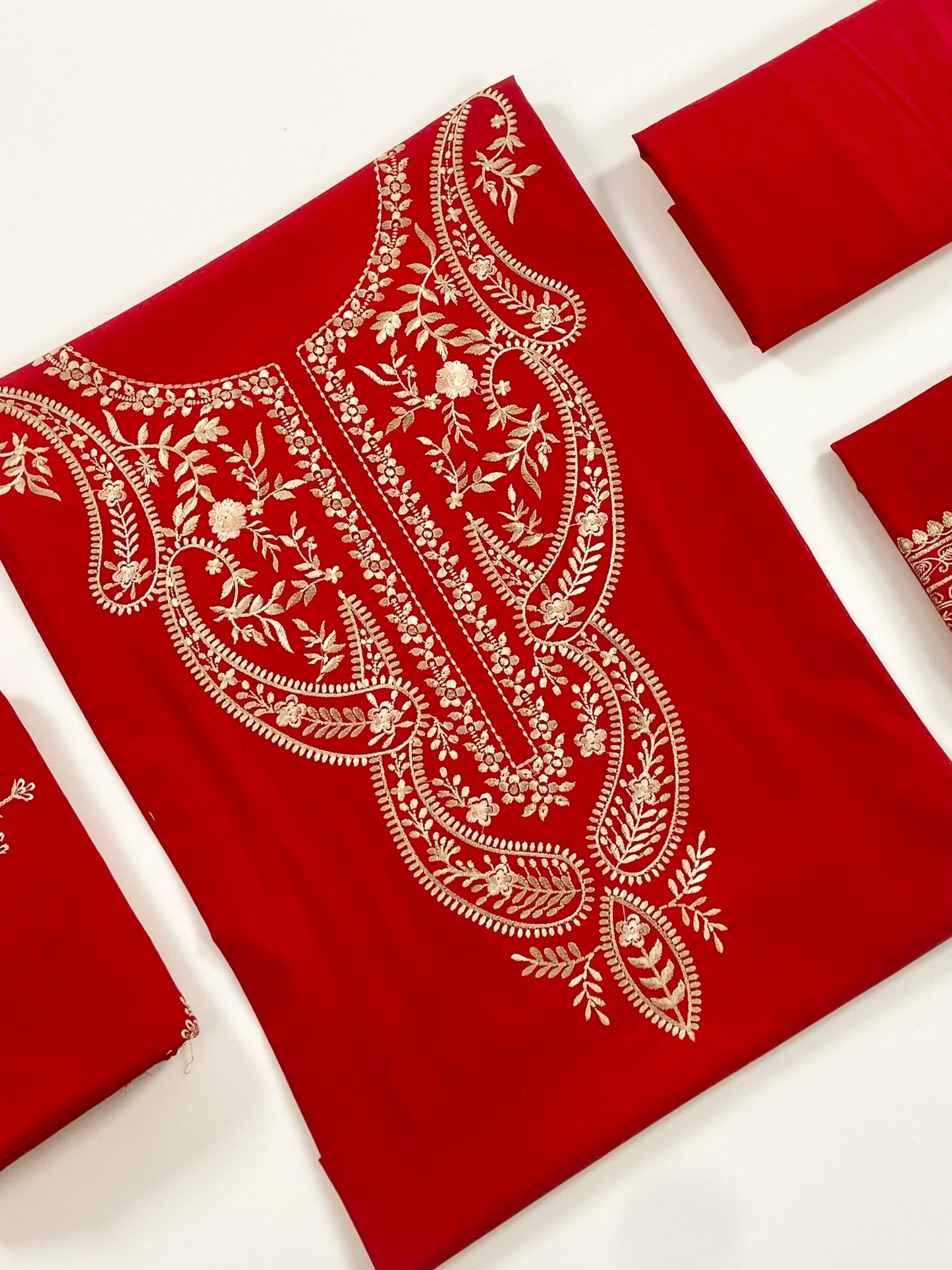 Urge Emb Lawn Collection 2PC