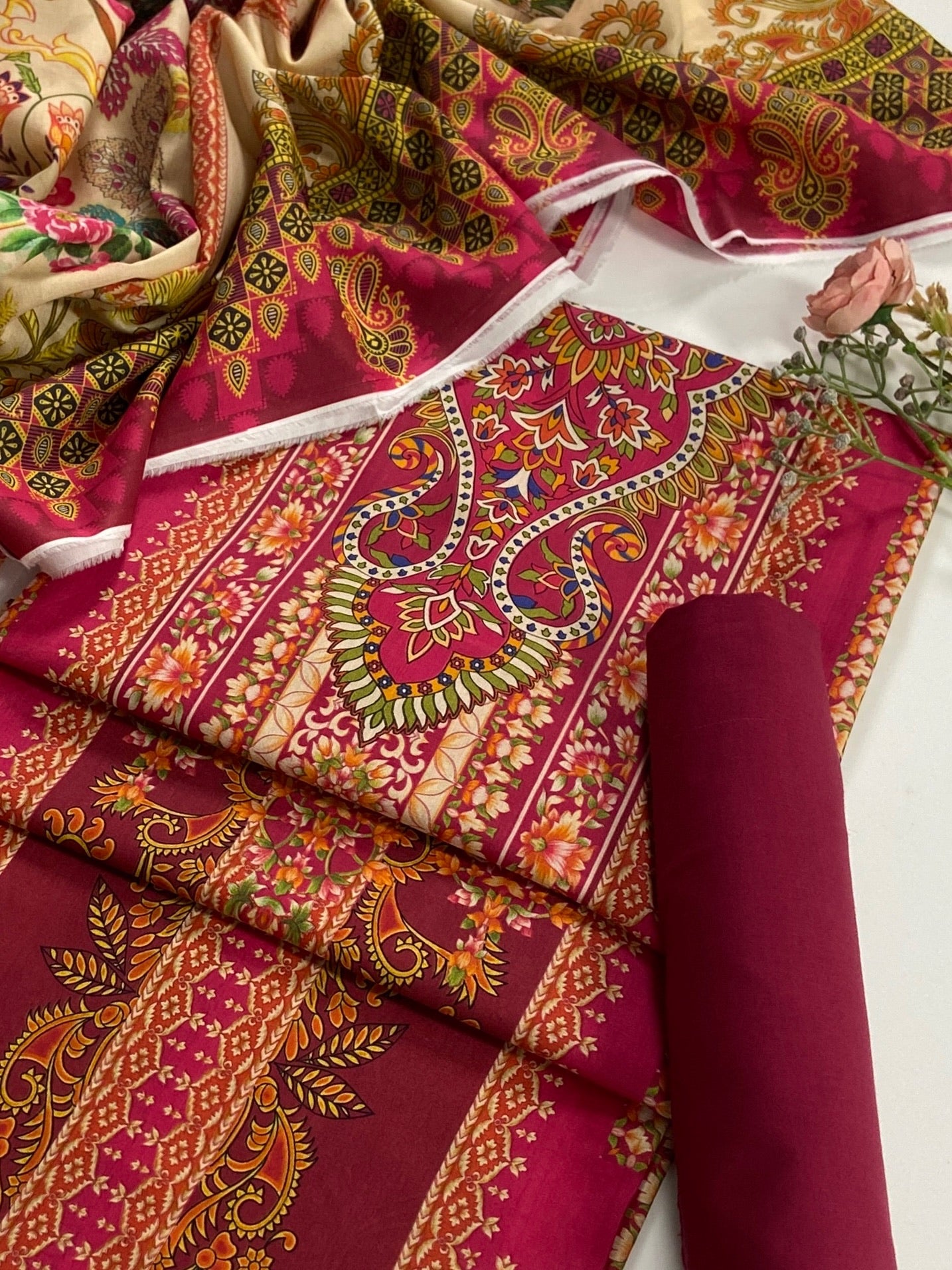 Raiha Premium Printed Lawn 3PC