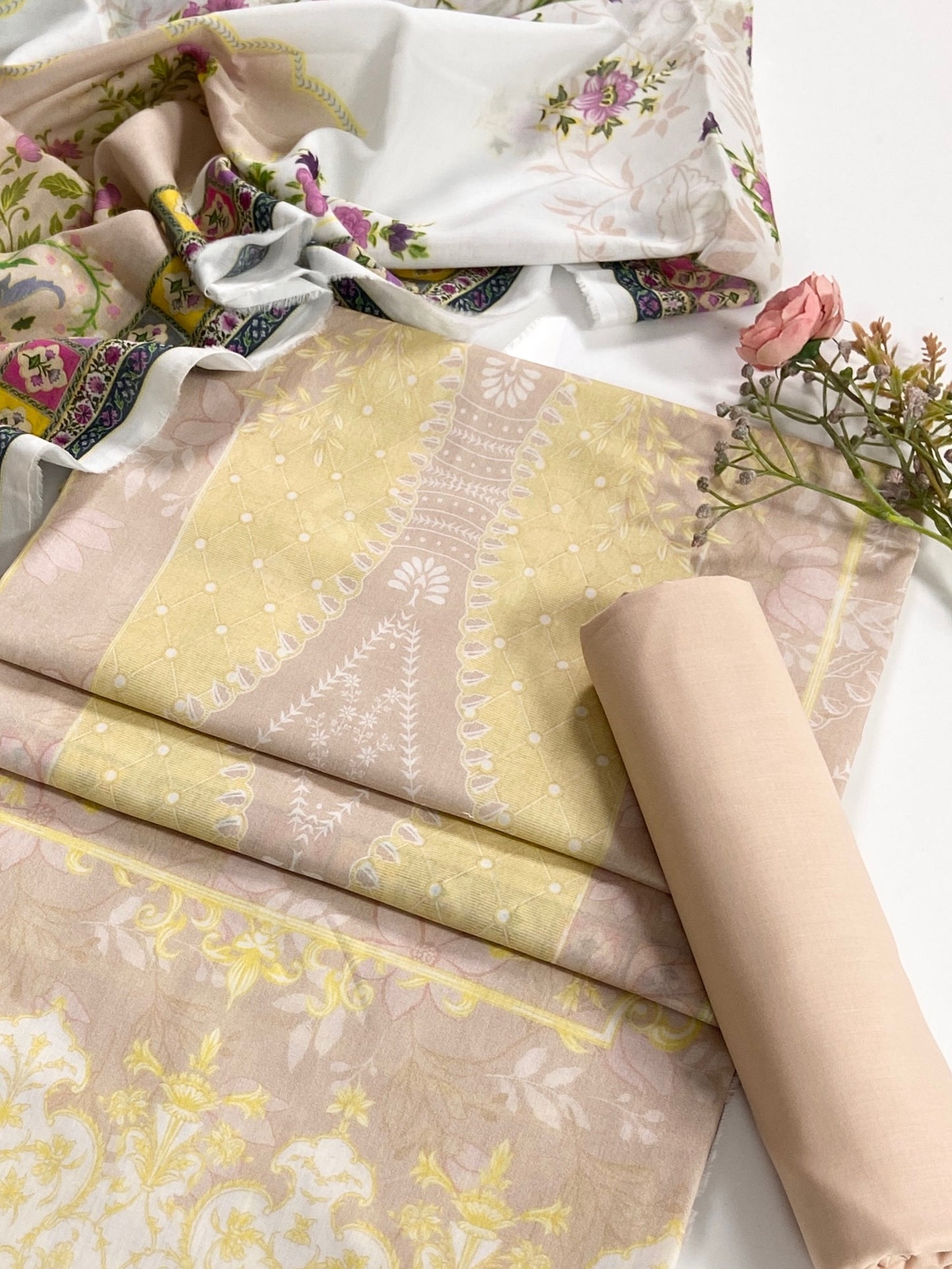 Raiha Premium Printed Lawn 3PC