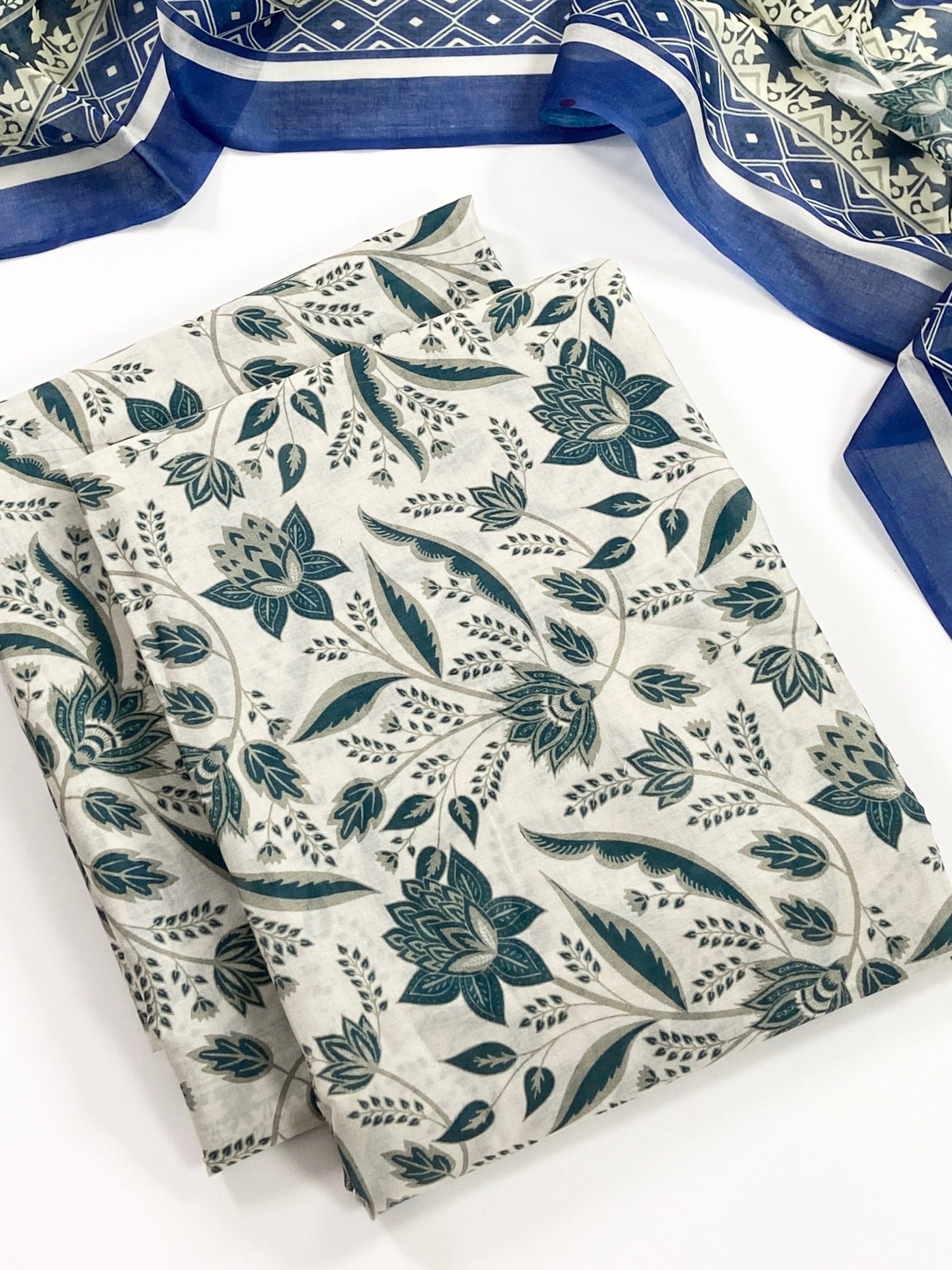 Florent Digital Printed Lawn 3PC