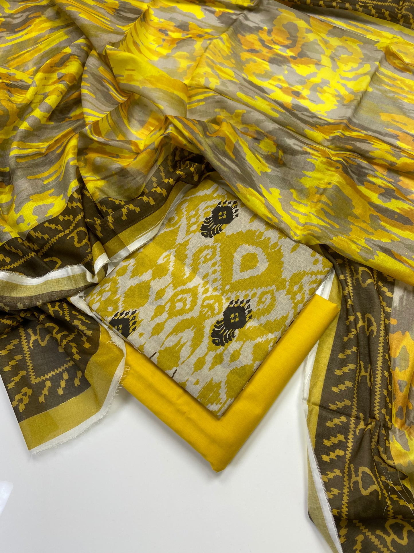 Popular Vol-02 Printed Lawn 3-PC